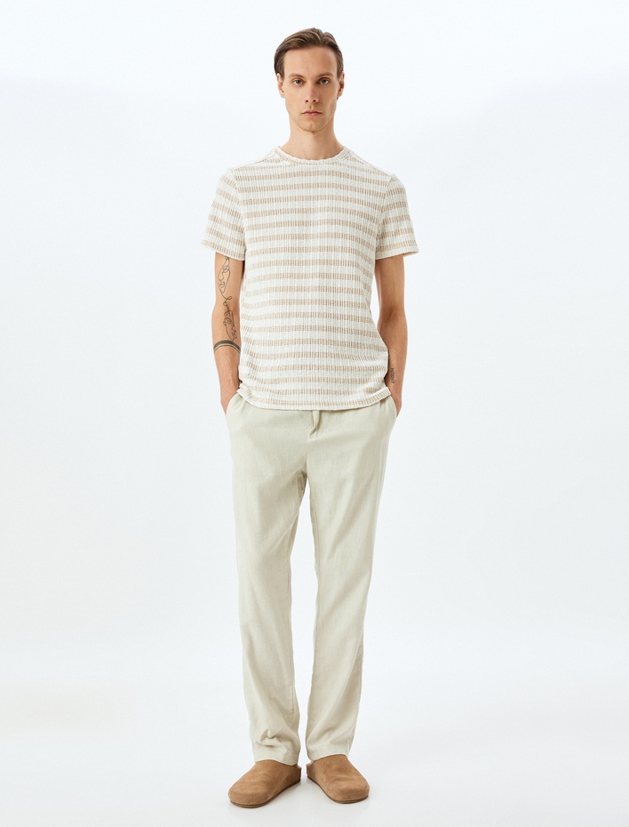  Kısa Kollu Regular Fit Pamuk Karışımlı Dokulu Bisiklet Yaka Çizgili Tişört