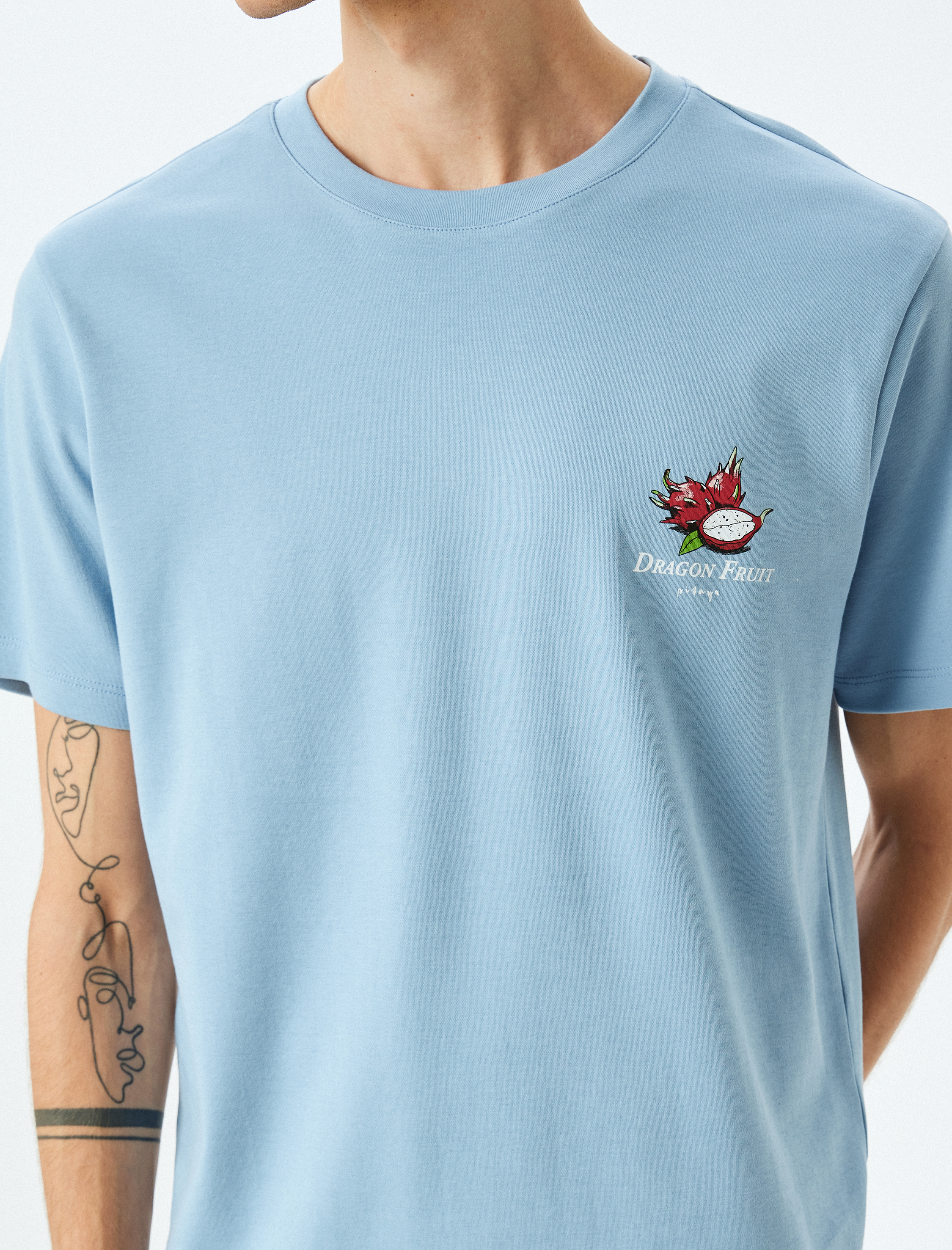   Bisiklet Yaka Kısa Kollu Regular Fit Pamuklu Tok Kumaş Baskılı Tişört