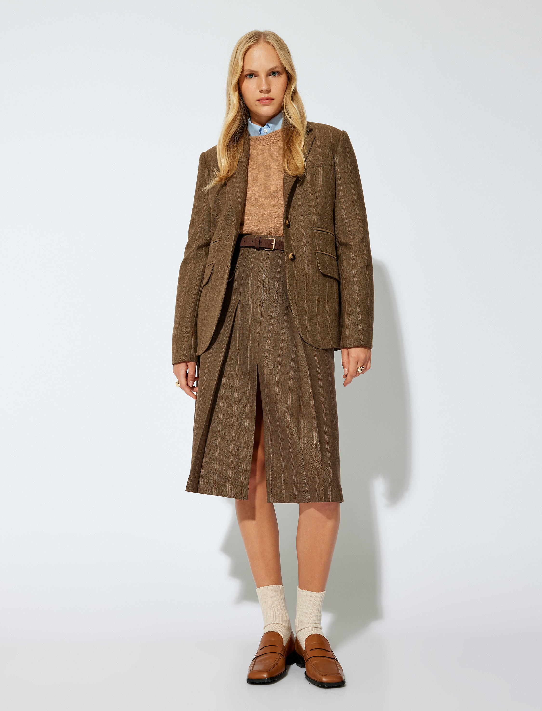 Önden Yırtmaç Detaylı Cepli Midi Boy A Kesim Pileli Etek