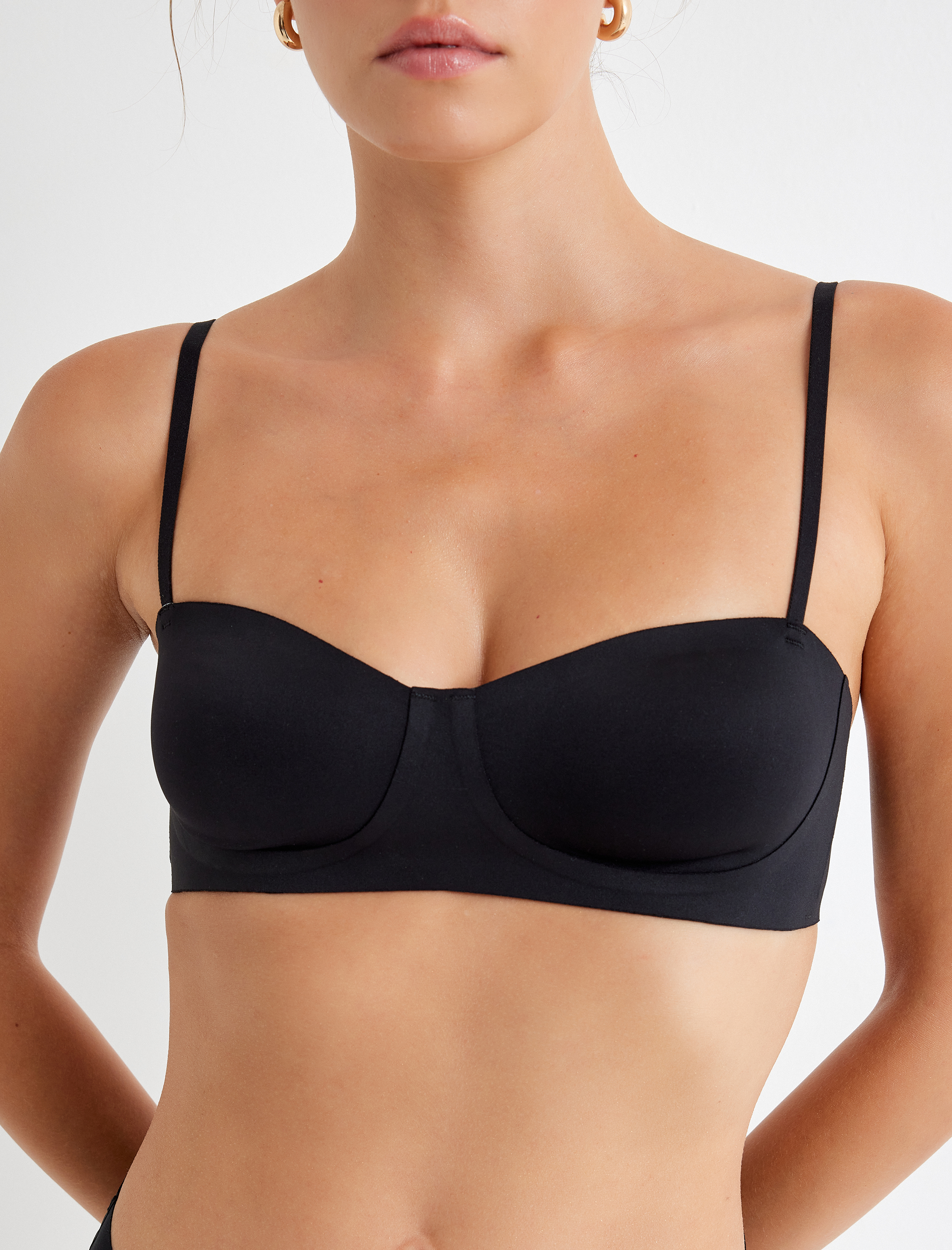   Balensiz Lazer Kesim Straplez Sütyen