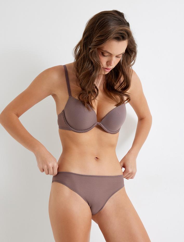  Dokulu Brief Külot