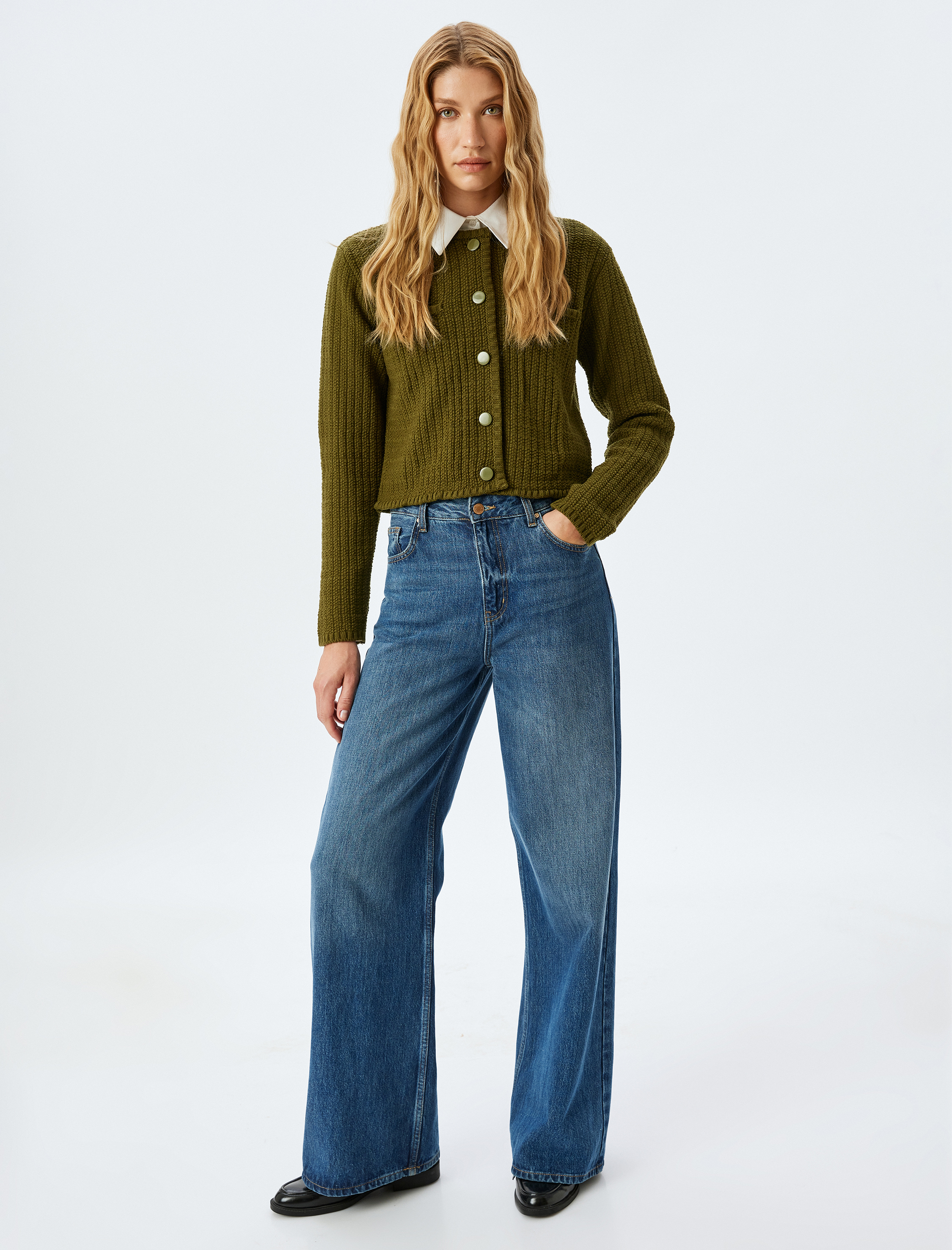   Uzun Kollu Düğmeli Cepli Bisiklet Yaka Hırka