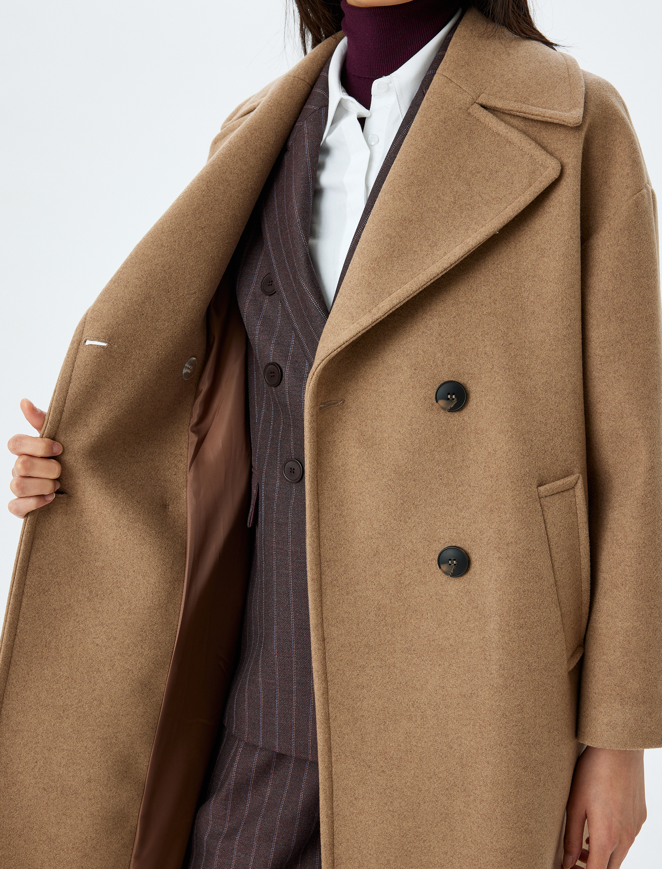   Düğmeli Cepli Uzun Kruvaze Oversize Kaşe Kaban