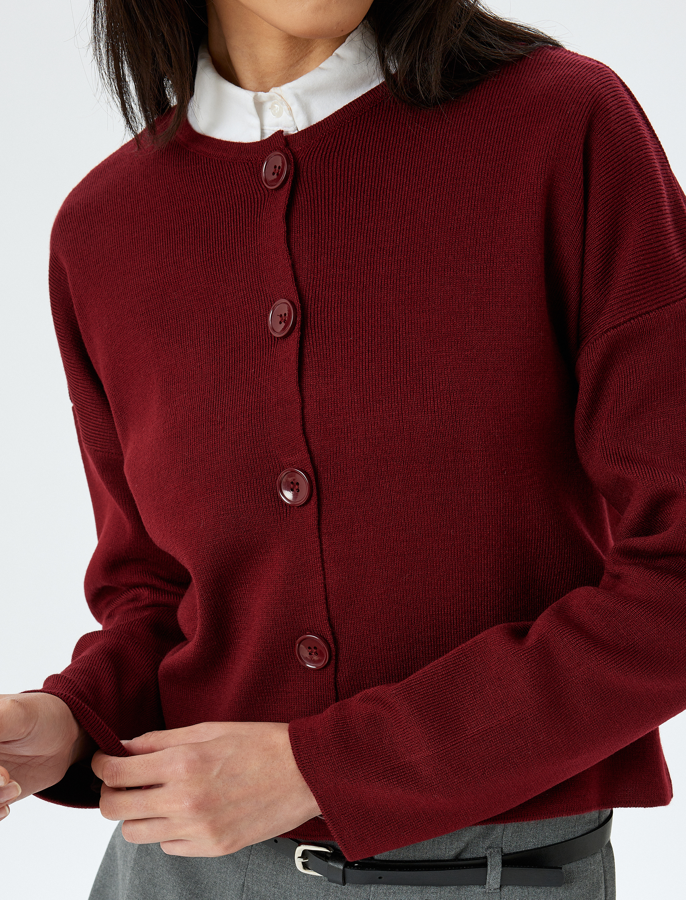   Uzun Kollu Bisiklet Yaka Düğmeli Triko Hırka