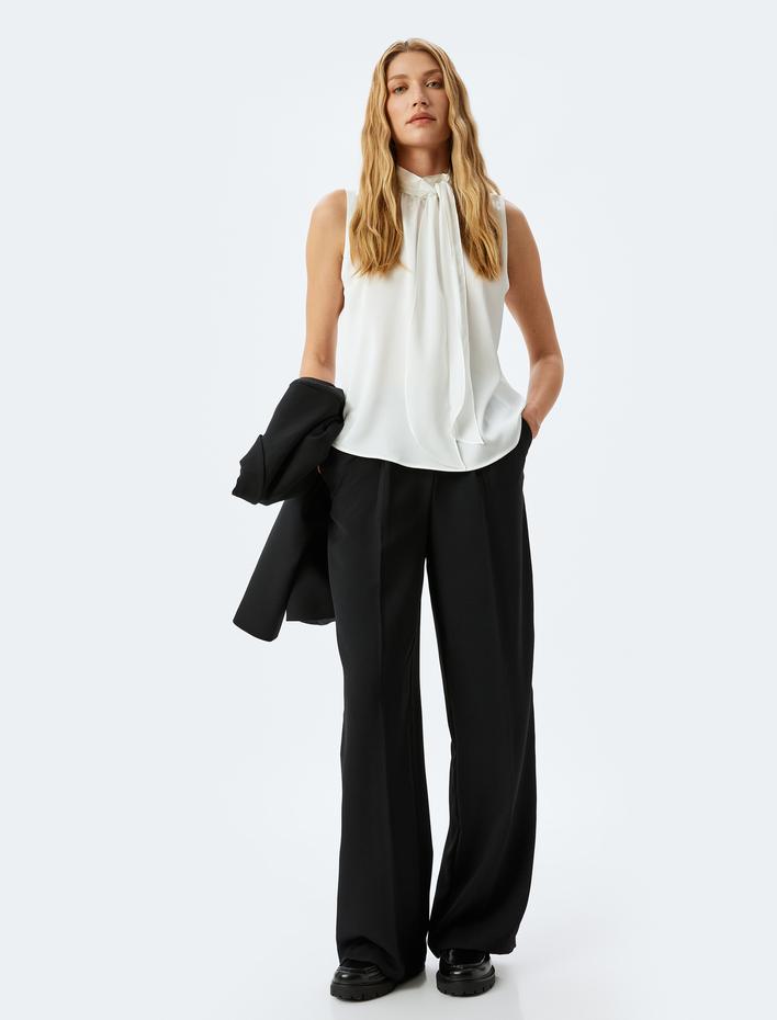  Bağlamalı Şal Yaka Kolsuz Saten Bluz