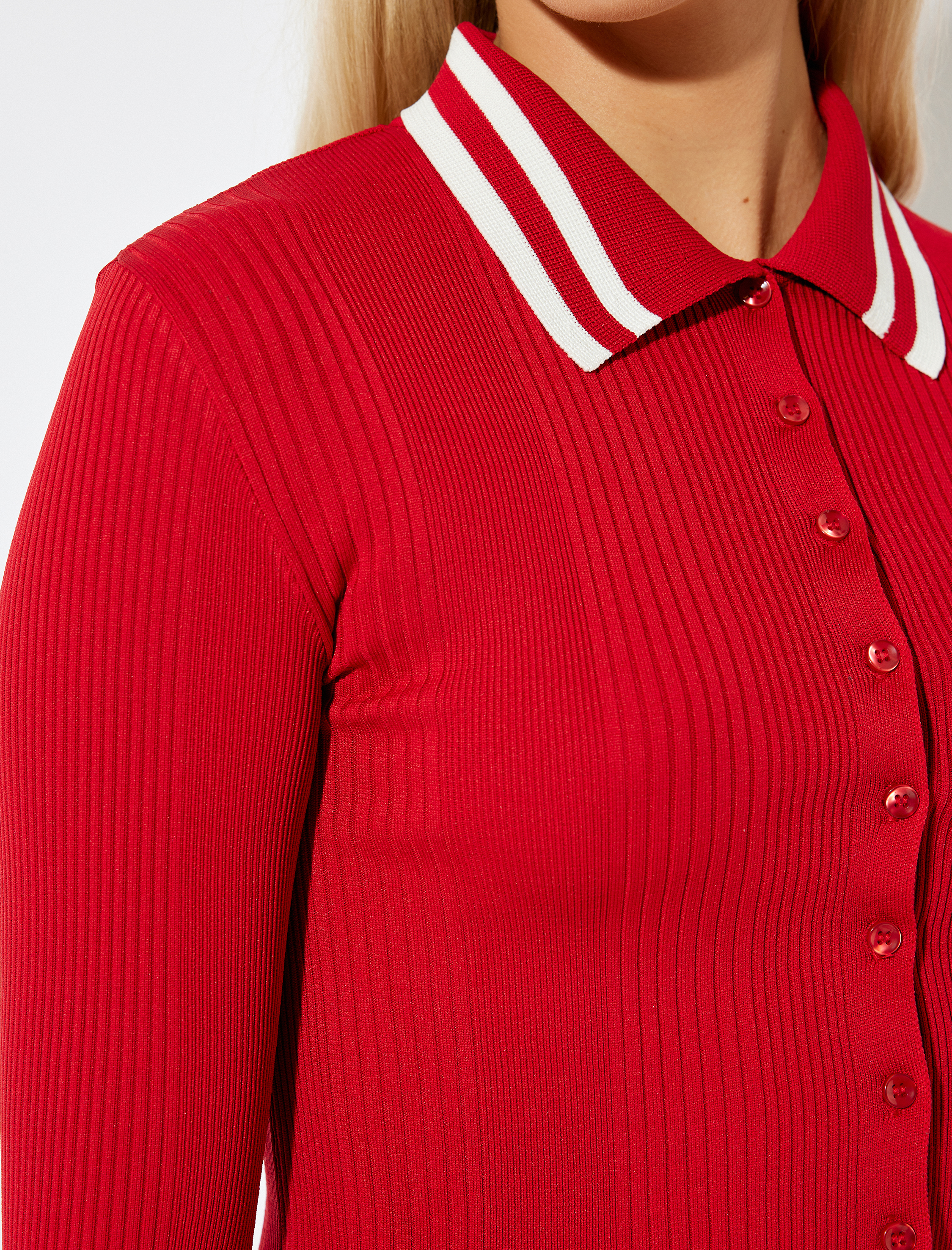   Polo Yaka Biyeli Düğmeli Dokulu Slim Fit Hırka