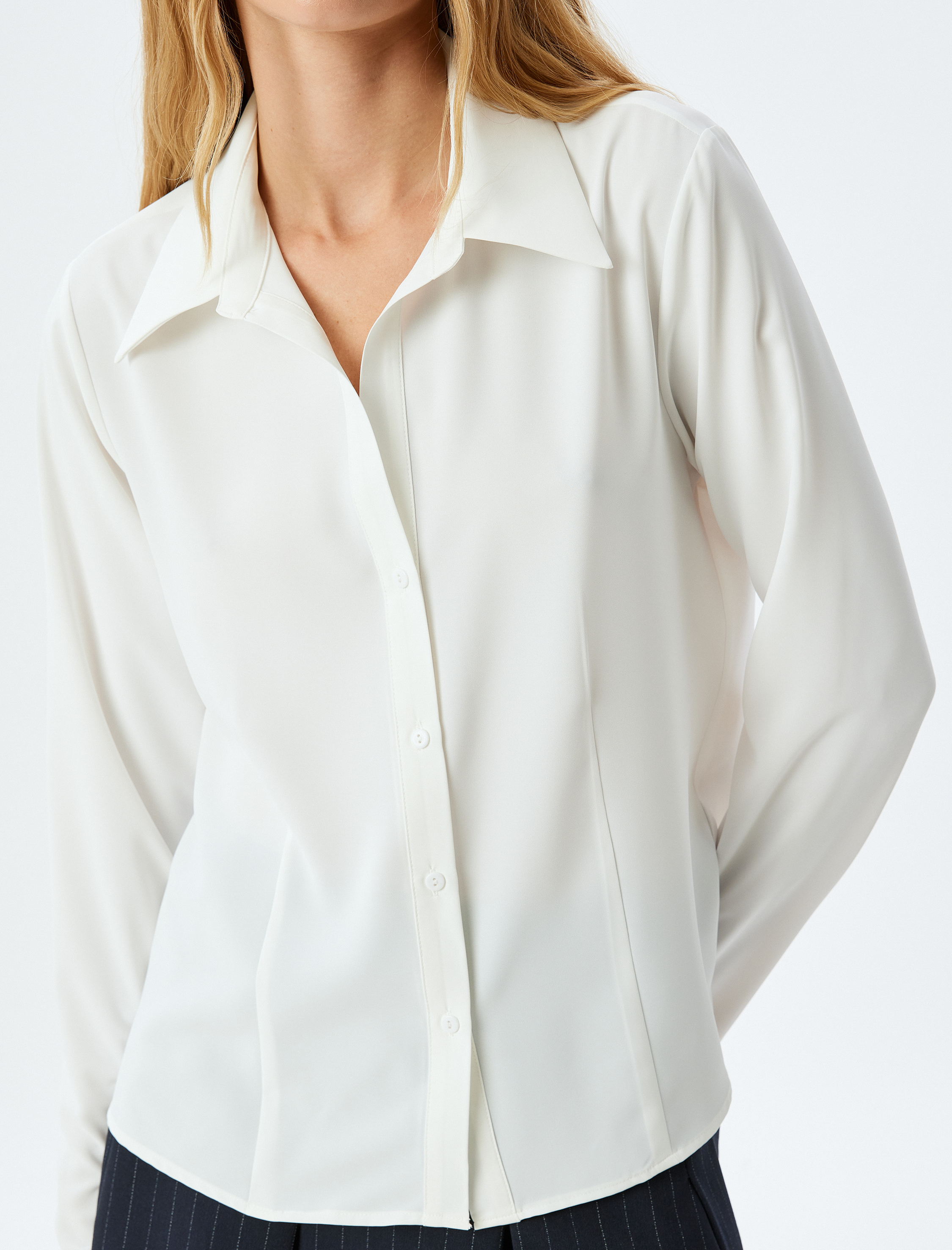   Uzun Kollu Klasik Yaka Saten Gömlek