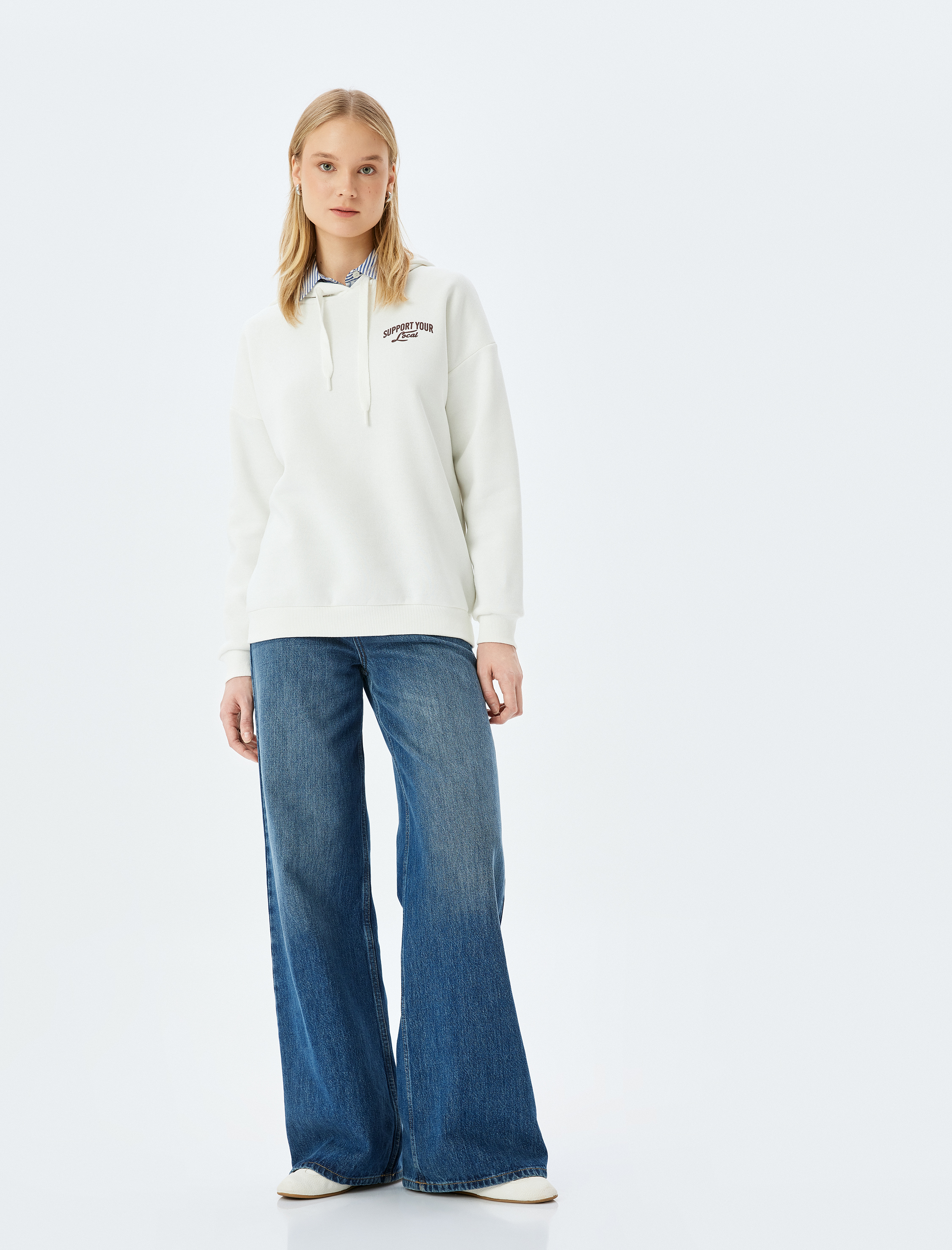   Şardonlu Arkası Baskılı Kapüşonlu Uzun Kollu Sweatshirt