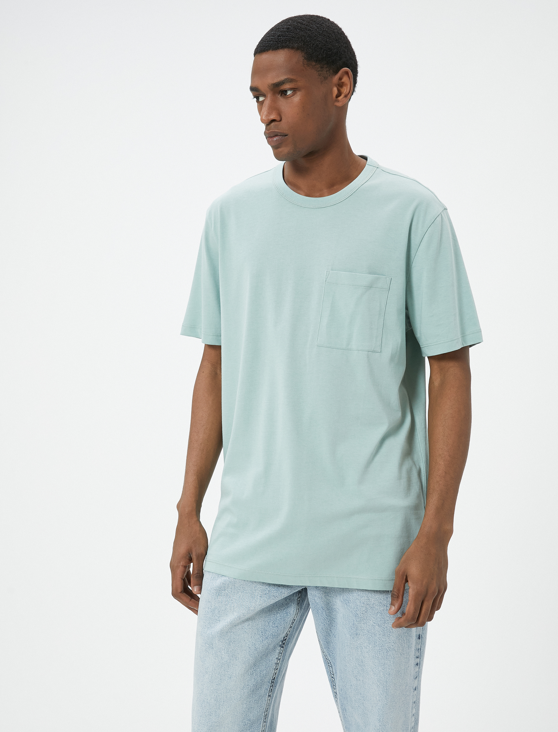   Cep Detaylı Kısa Kollu Regular Fit Bisiklet Yaka Pamuklu Tişört