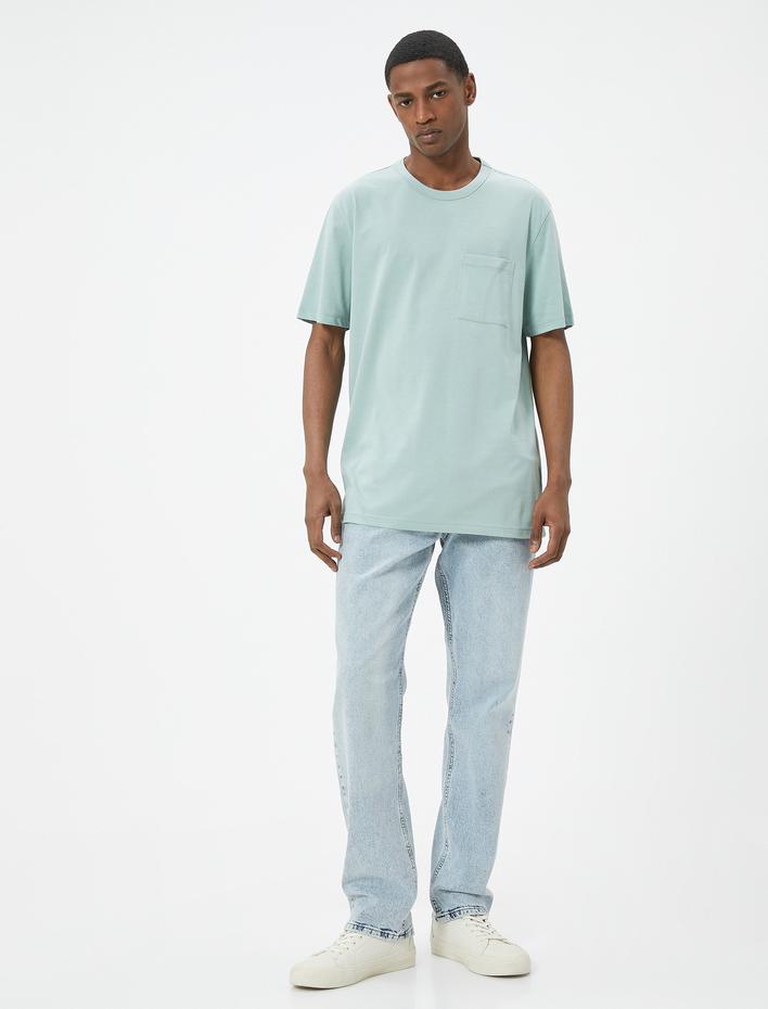  Cep Detaylı Kısa Kollu Regular Fit Bisiklet Yaka Pamuklu Tişört