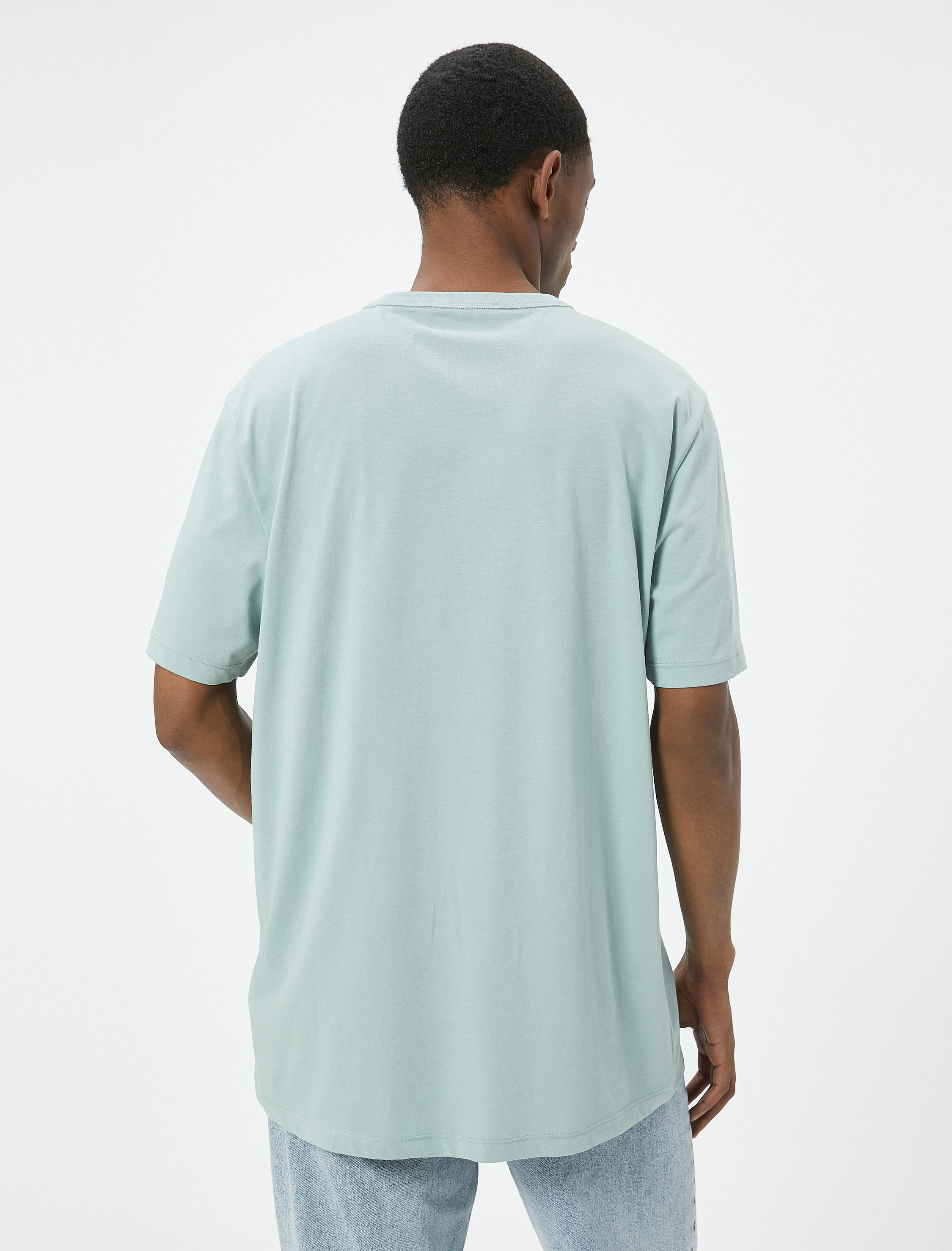   Cep Detaylı Kısa Kollu Regular Fit Bisiklet Yaka Pamuklu Tişört