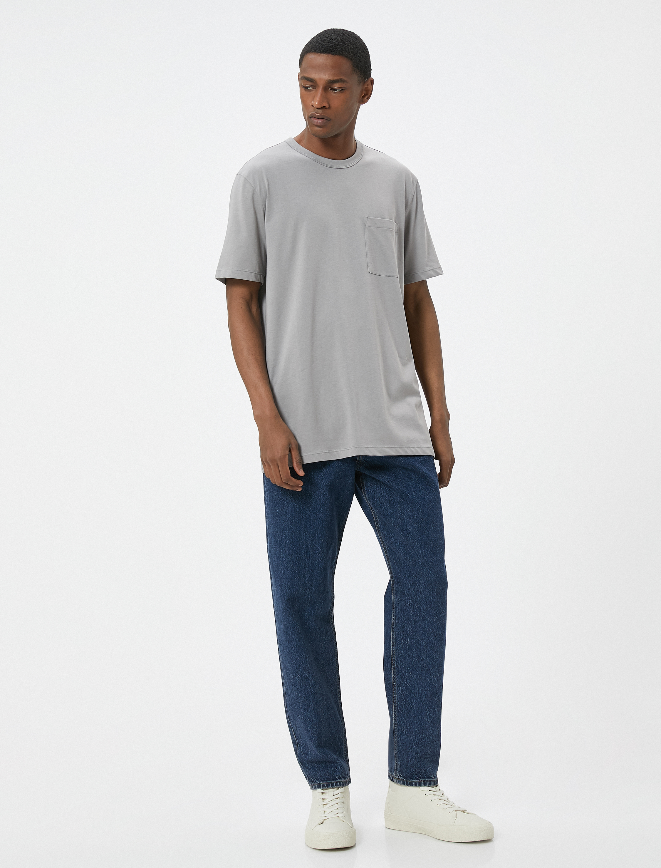   Cep Detaylı Kısa Kollu Regular Fit Bisiklet Yaka Pamuklu Tişört