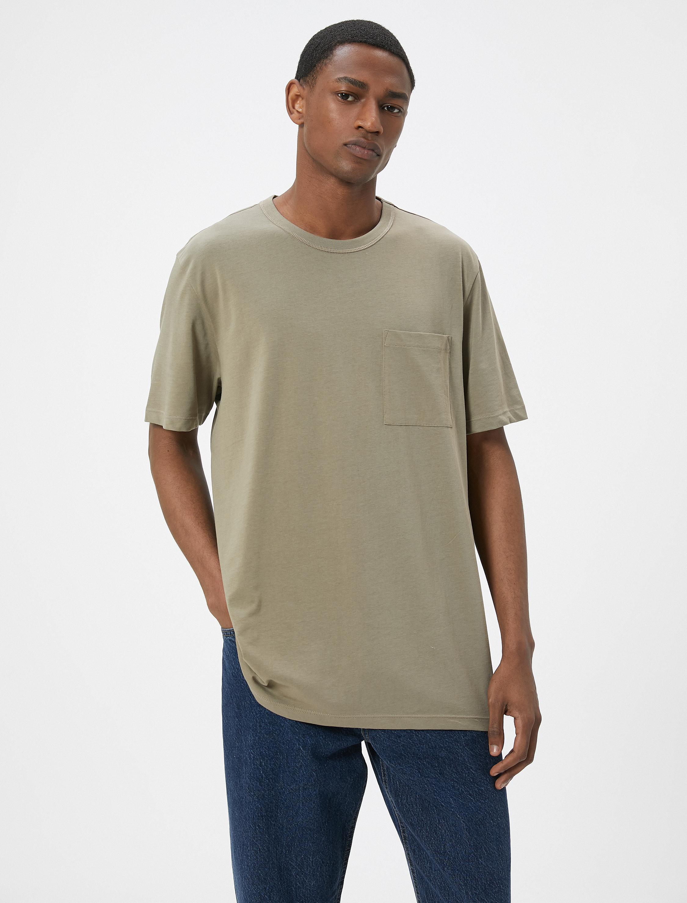   Cep Detaylı Kısa Kollu Regular Fit Bisiklet Yaka Pamuklu Tişört