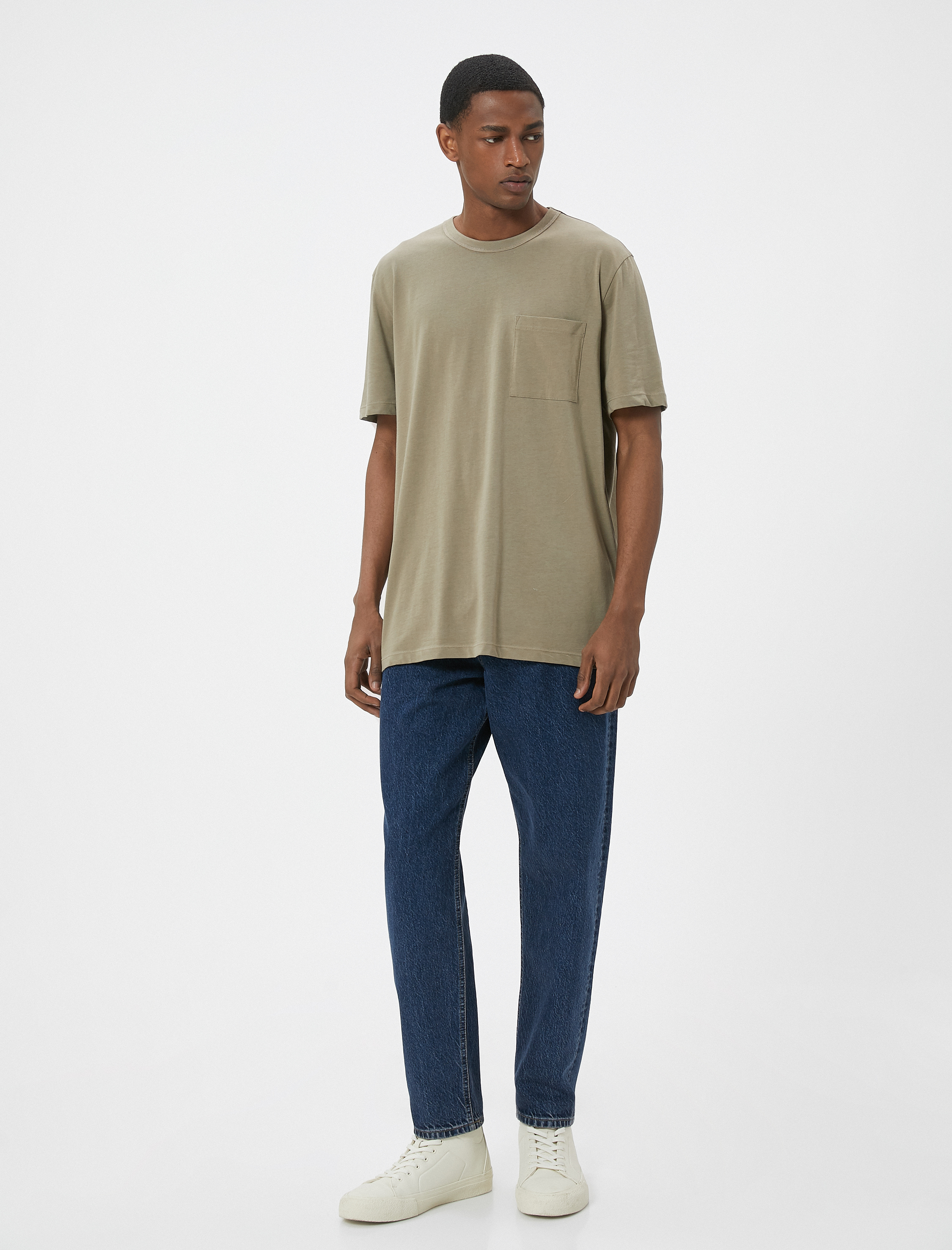   Cep Detaylı Kısa Kollu Regular Fit Bisiklet Yaka Pamuklu Tişört