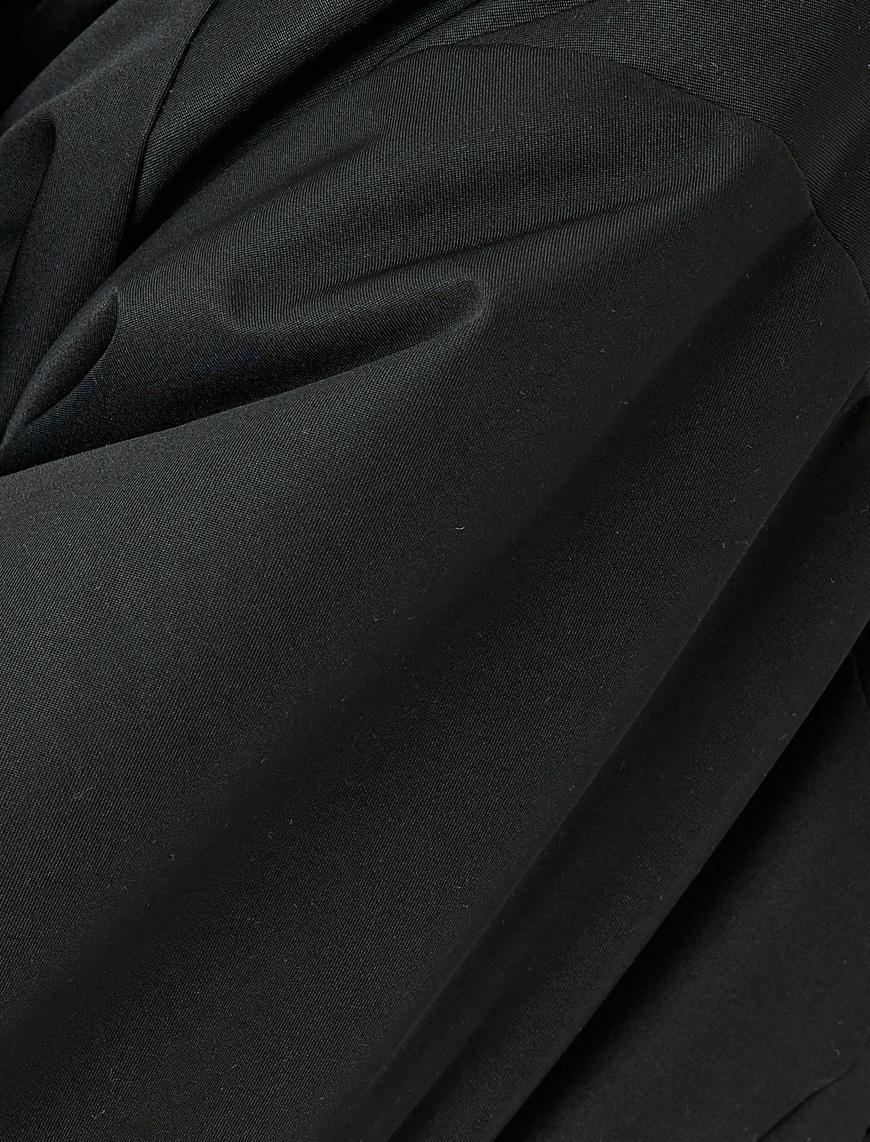   Anorak Mont Kapüşonlu Fermuarlı Cep Detaylı Beli Bağcıklı Su Geçirmez