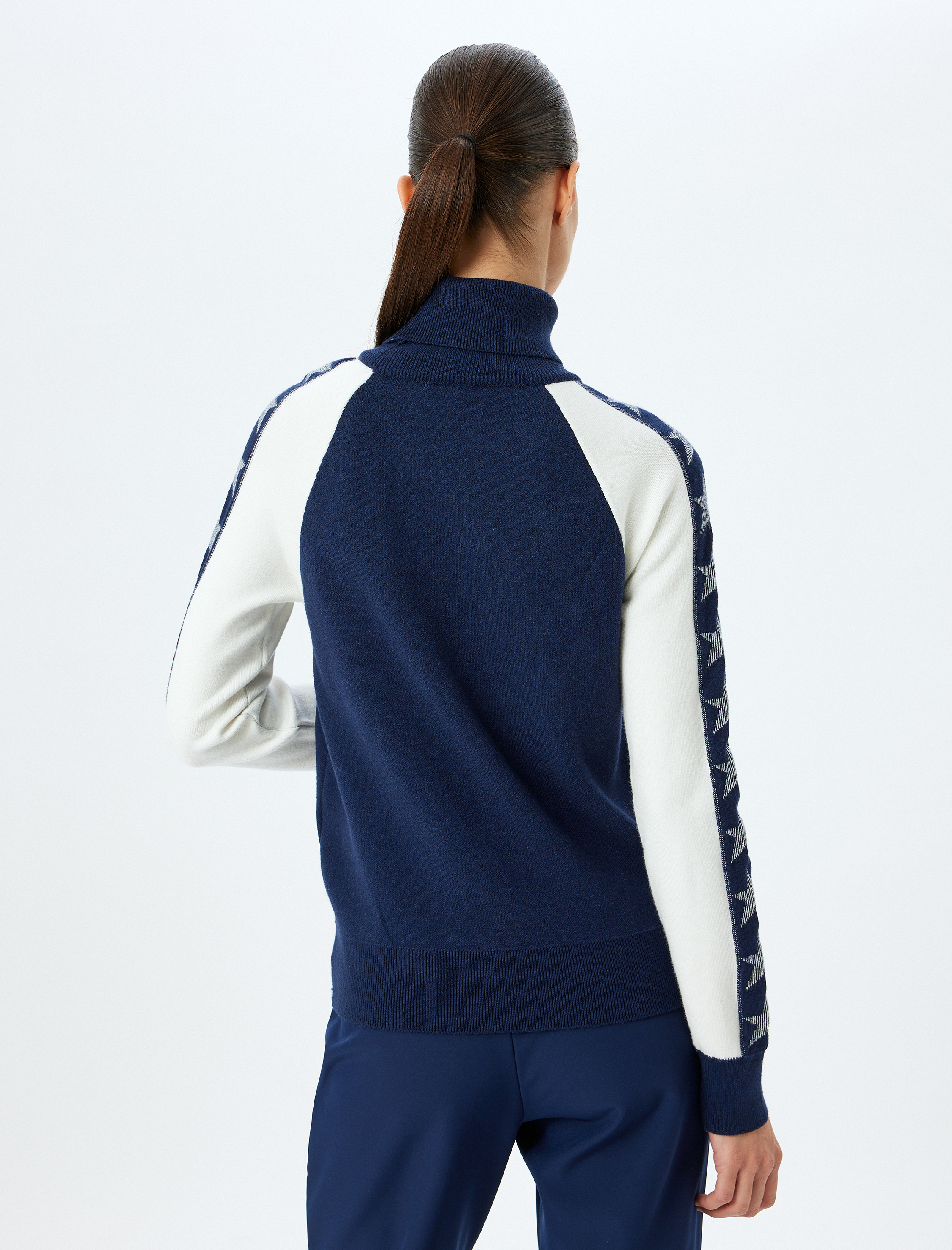   Uzun Kollu Balıkçı Yaka Renk Bloklu Yıldız Desenli Kazak