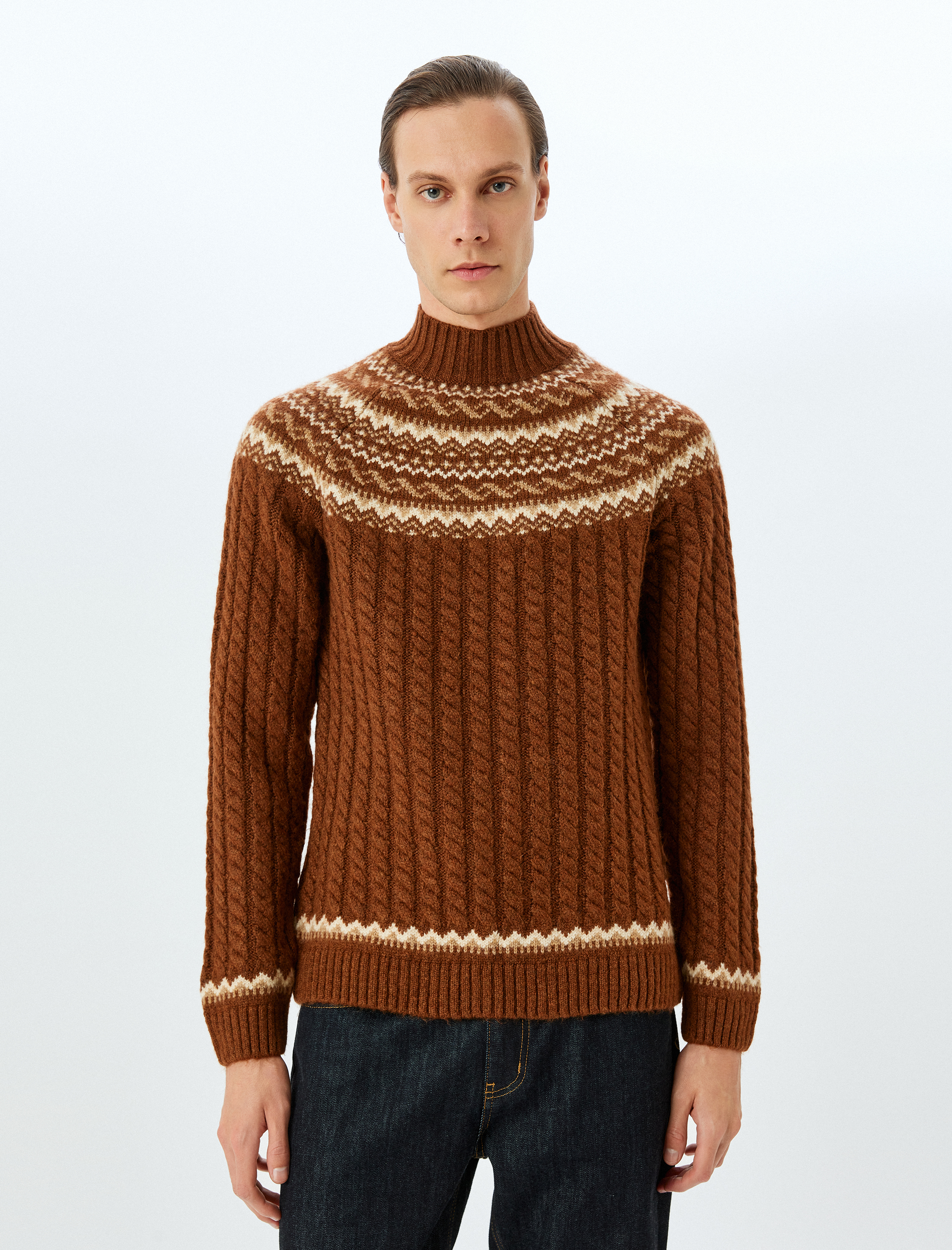   Balıkçı Yaka Dokulu Desenli Kışlık Triko Kazak