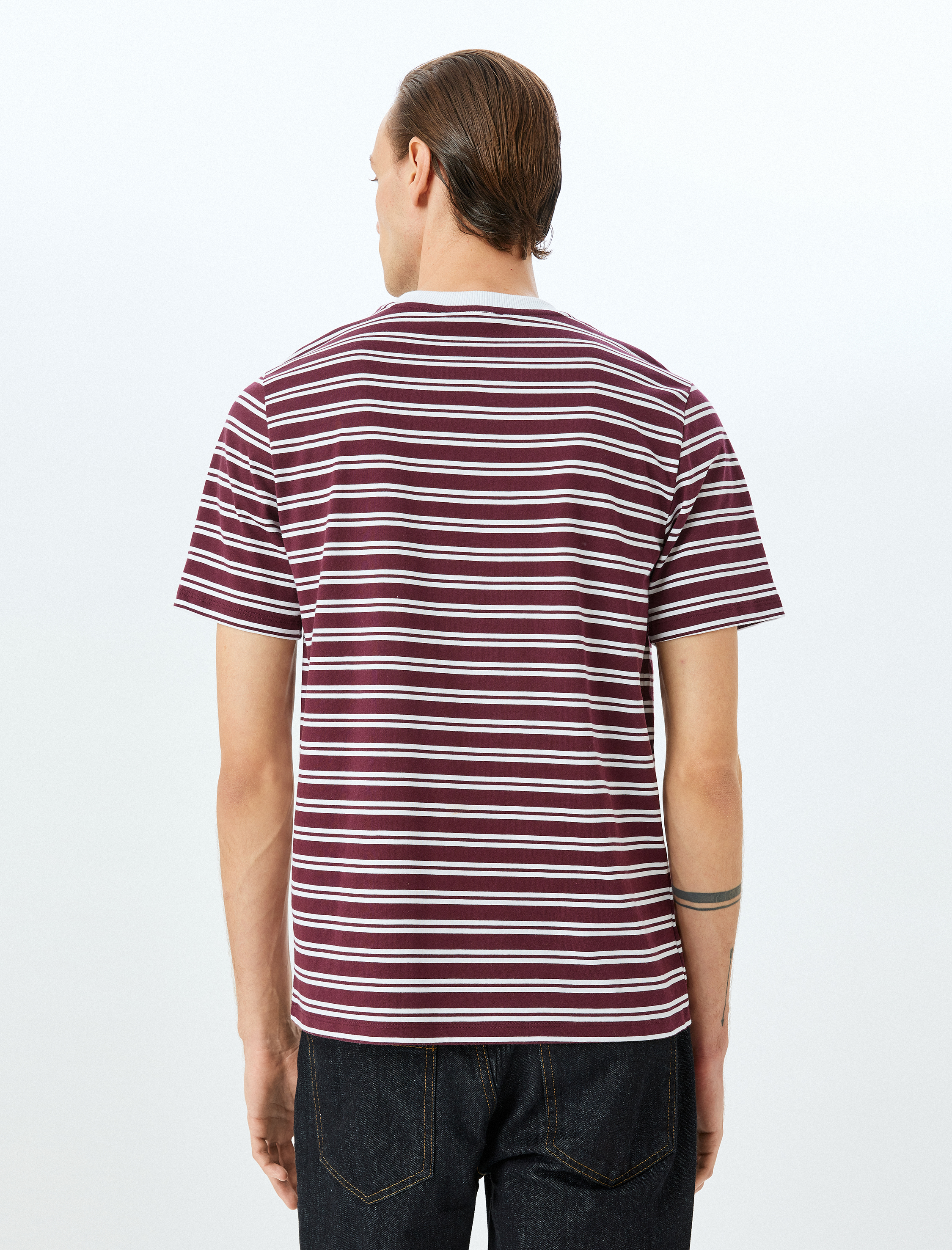   Kısa Kollu Pamuklu Regular Fit Bisiklet Yaka Çizgili Tişört