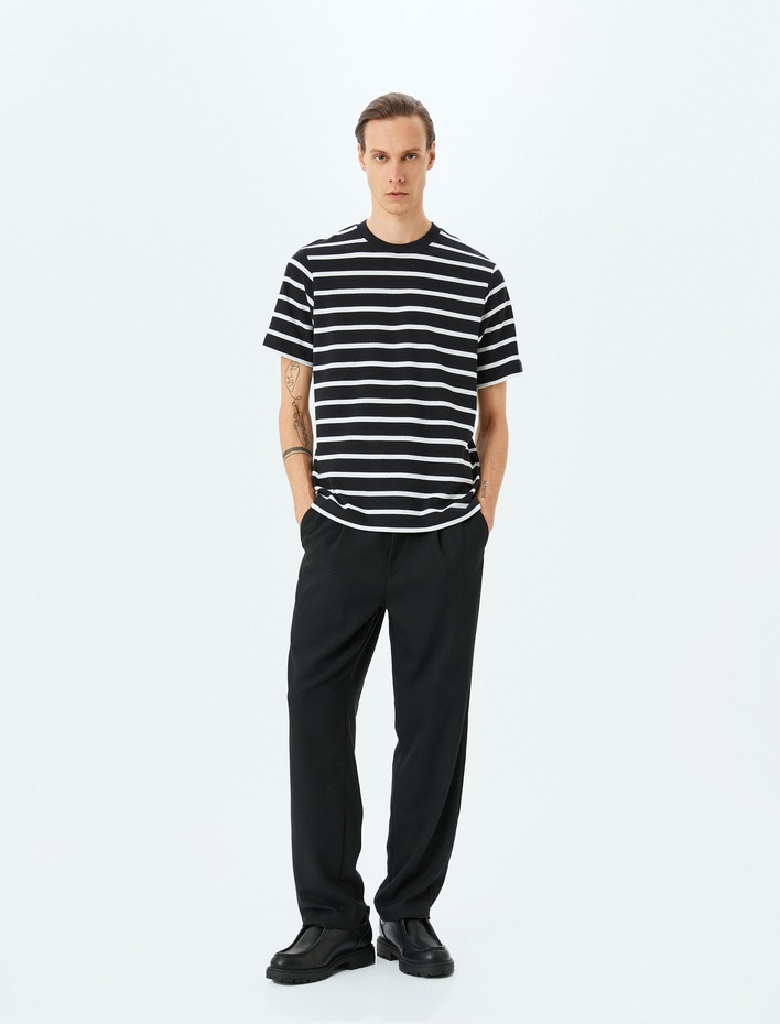  Kısa Kollu Bisiklet Yaka Regular Fit Pamuklu Çizgili Tişört