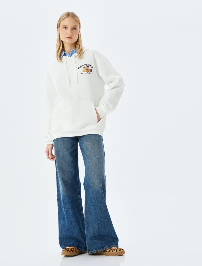  Şardonlu Arkası Baskılı Kanguru Cepli Kapüşonlu Sweatshirt