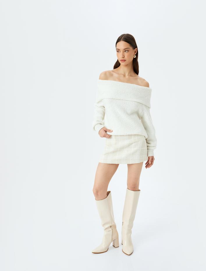  Koton X Sibil Çetinkaya - Pul Payet Detaylı Uzun Kollu Omzu Açık Triko Kazak