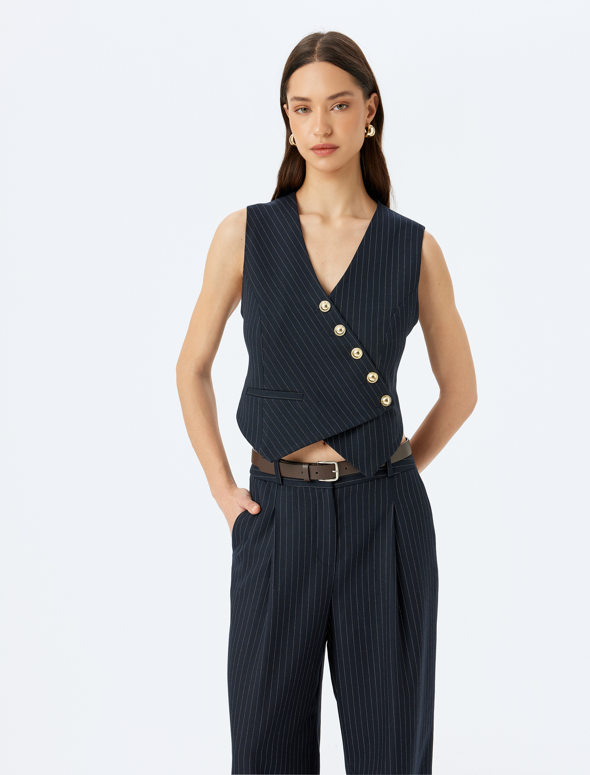   Gold Düğme Detaylı Kruvaze Asimetrik Yelek