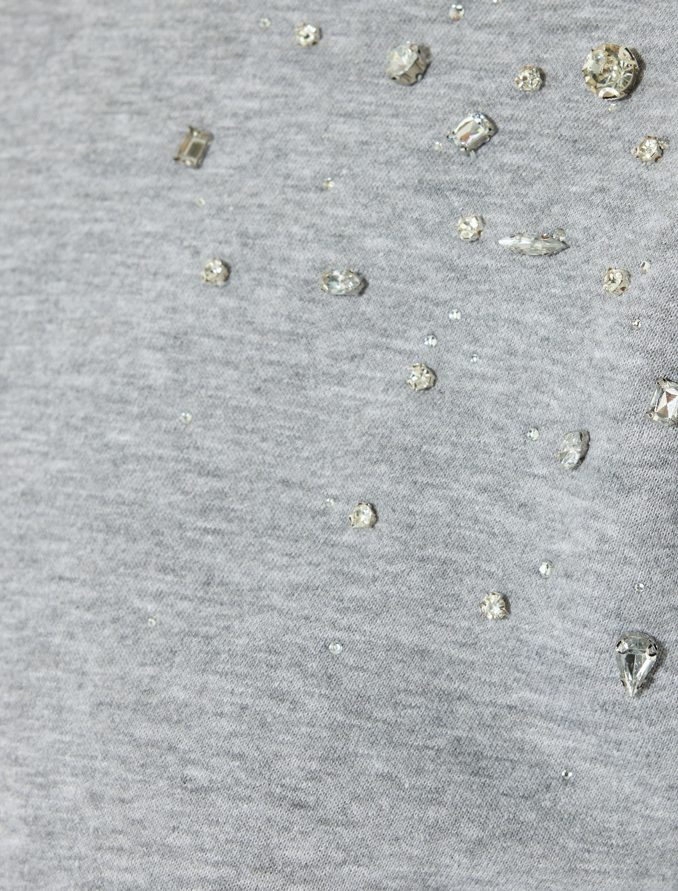   Üç İplik Şardonlu Uzun Kollu Bisiklet Yaka Taşlı Oversize Sweatshirt