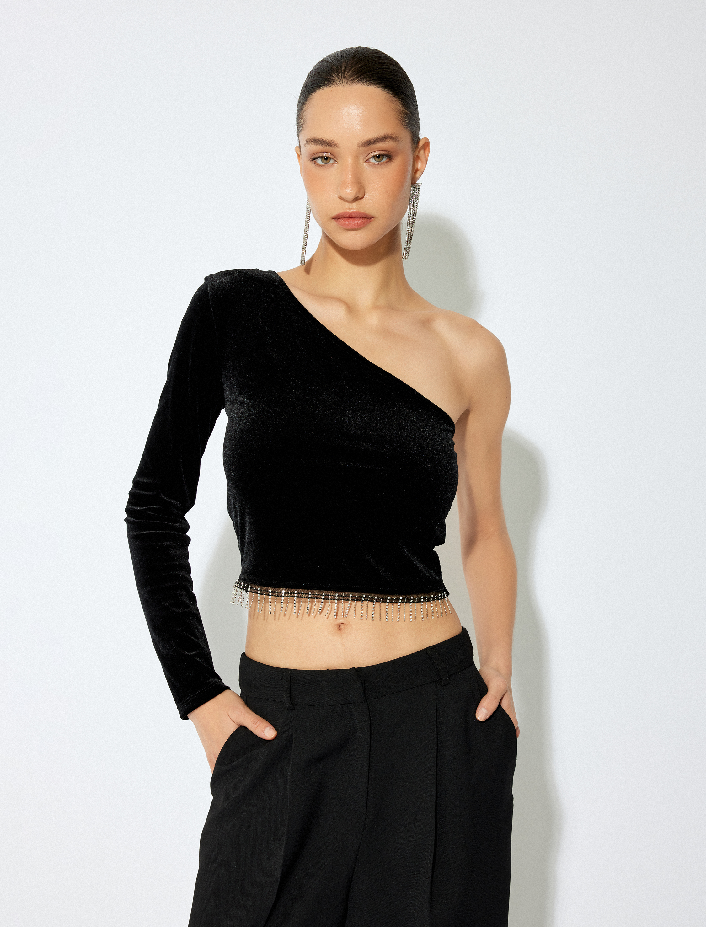 Slim Fit Uzun Kollu Taşlı Tek Omuz Kadife Body