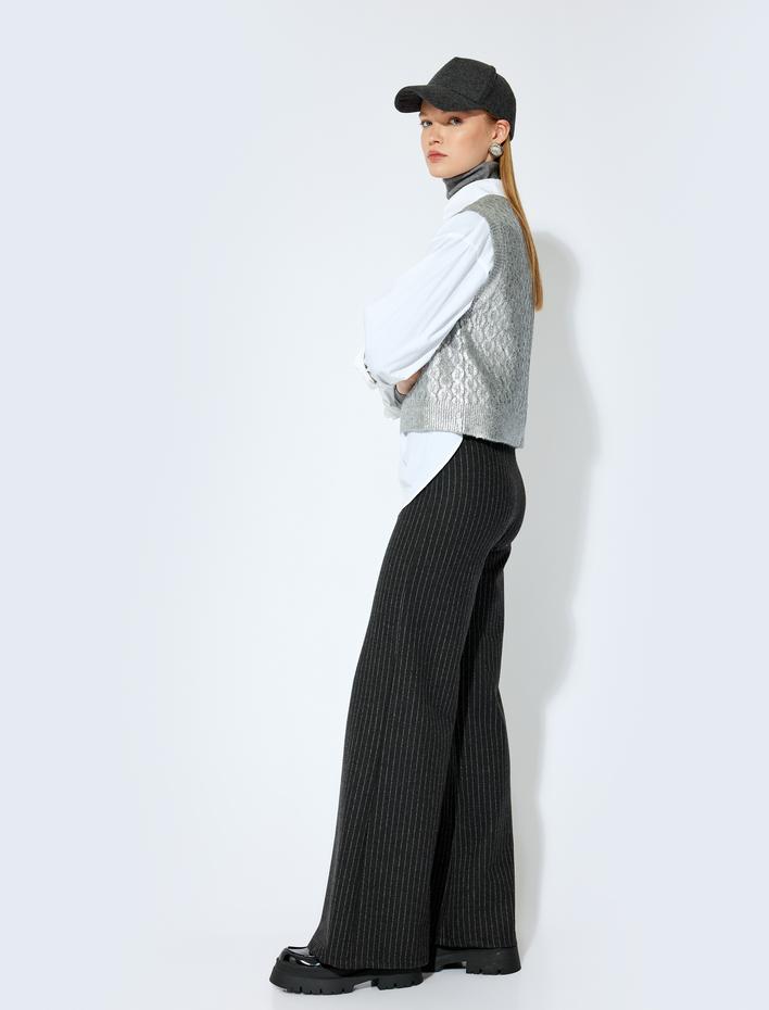  Koton X Şahika Ercümen - Yumuşak Dokulu Çizgili Geniş Paça Pantolon