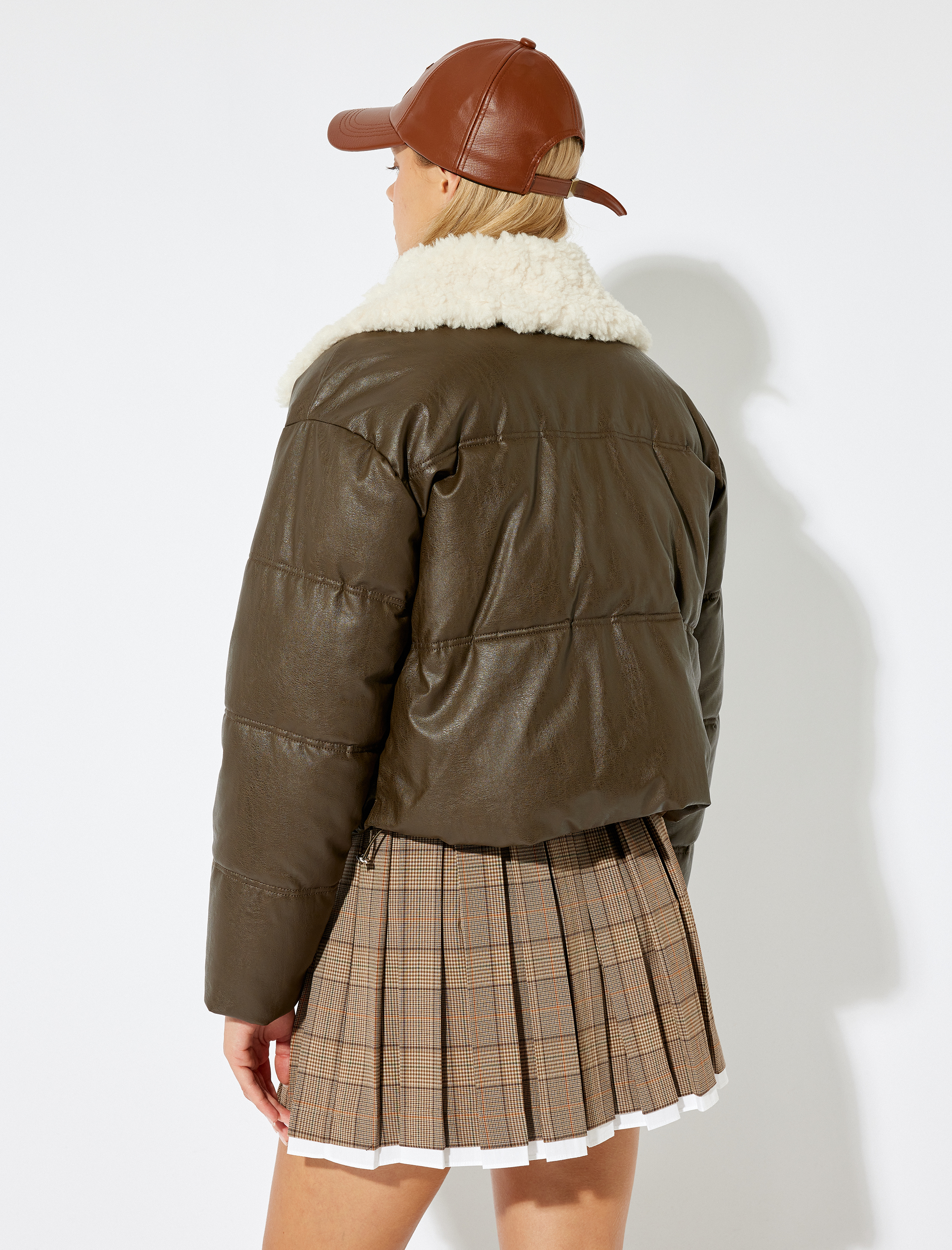   Suni Deri Yakası Kürklü Şişme Mont Fermuarlı Rüzgar Kapaklı Cepli