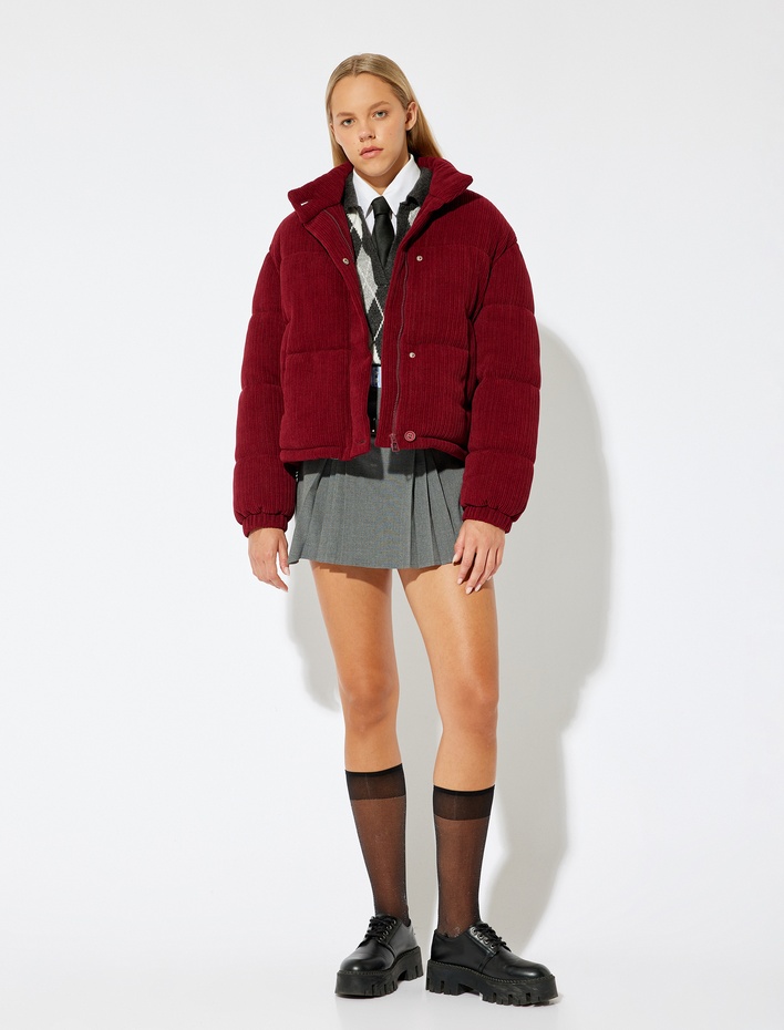  Kadife Şişme Mont Oversize Kapitoneli Düğmeli Cep Detaylı Dik Yaka