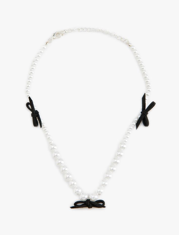 Kadın Çelik Karışımlı Fiyonk Detaylı İnci Kolye