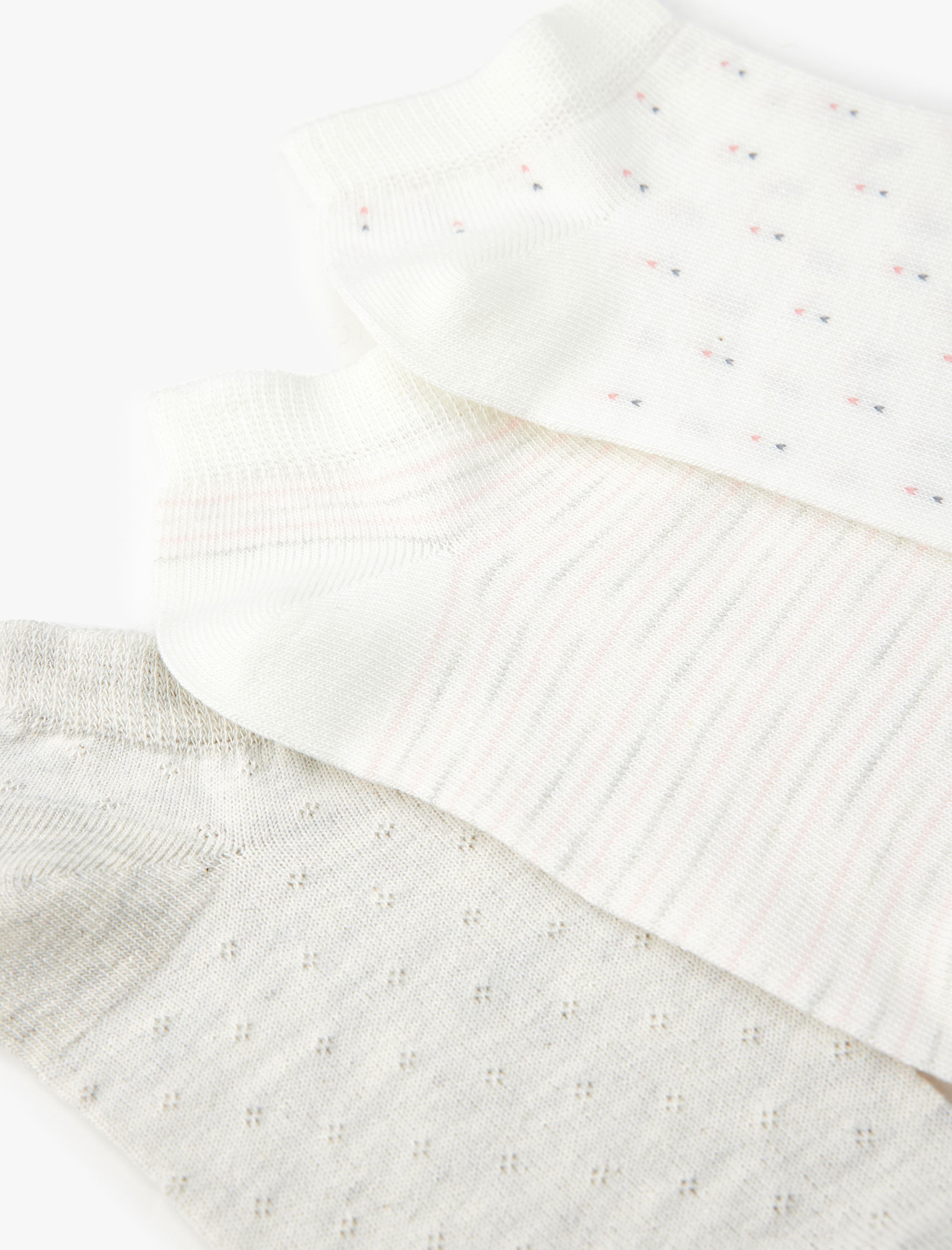  Kadın 3'lü Çok Renkli Minimal Desenli Patik Çorap Seti