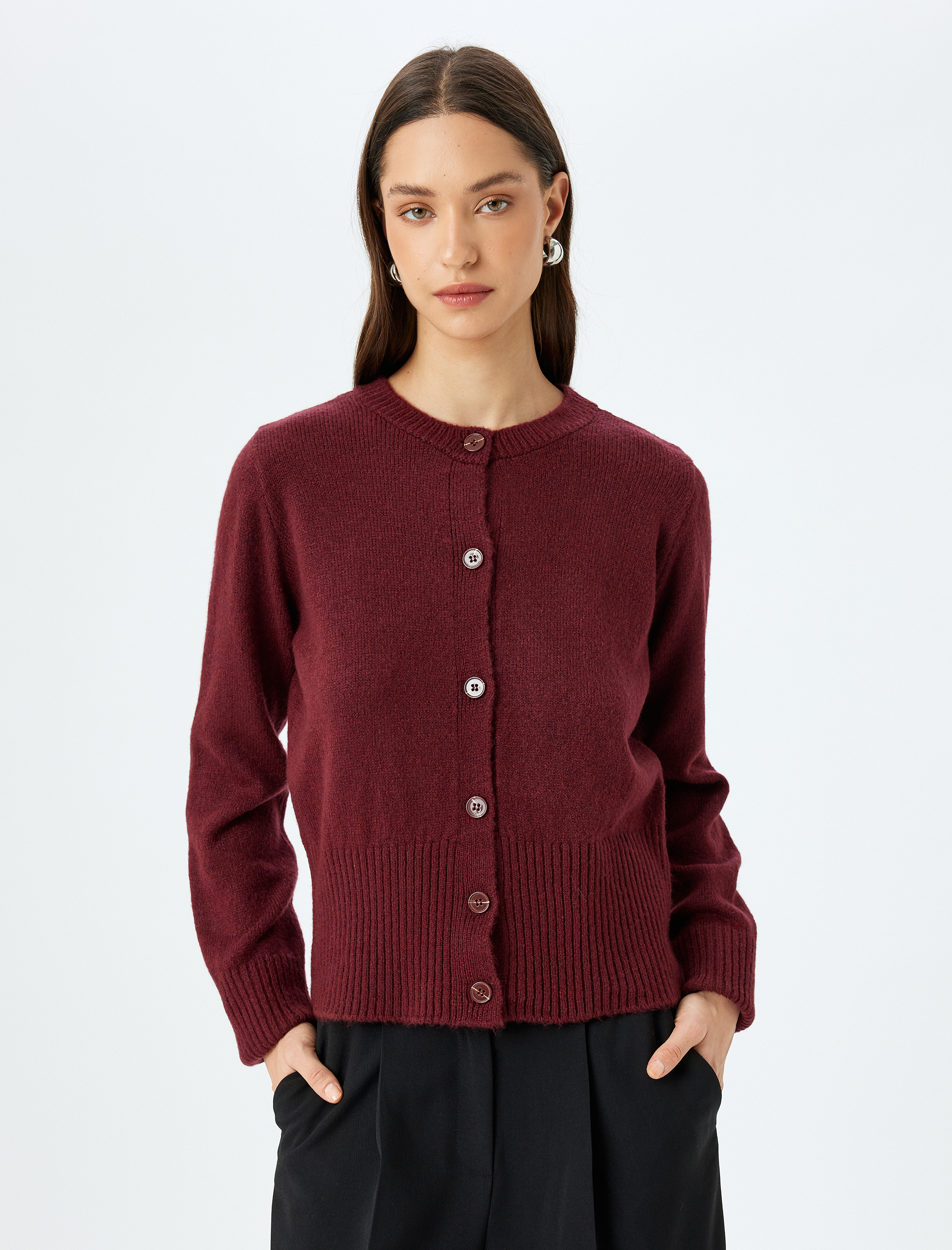 Uzun Kollu Düğmeli Bisiklet Yaka Triko Hırka