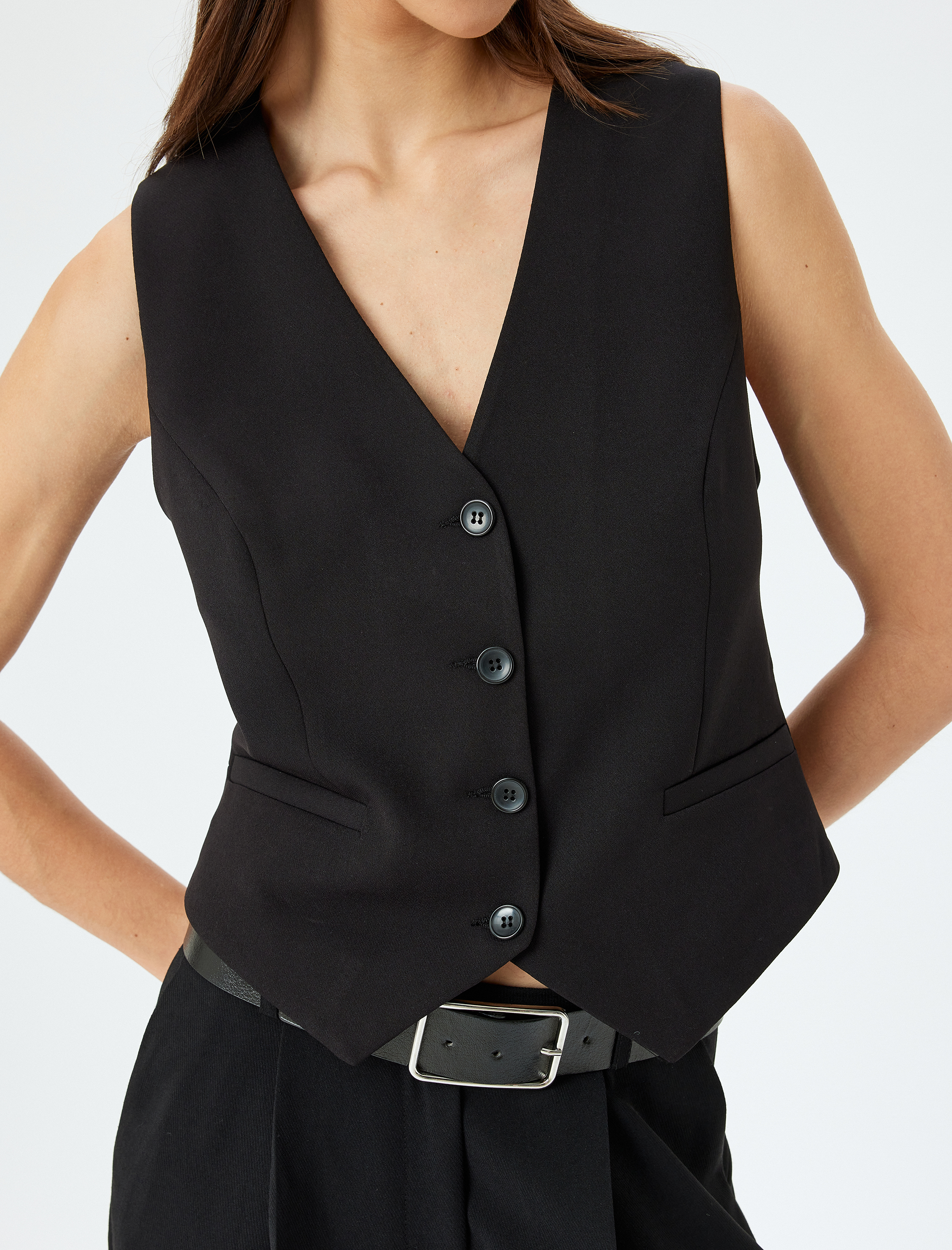   V Yaka Düğmeli Blazer Yelek