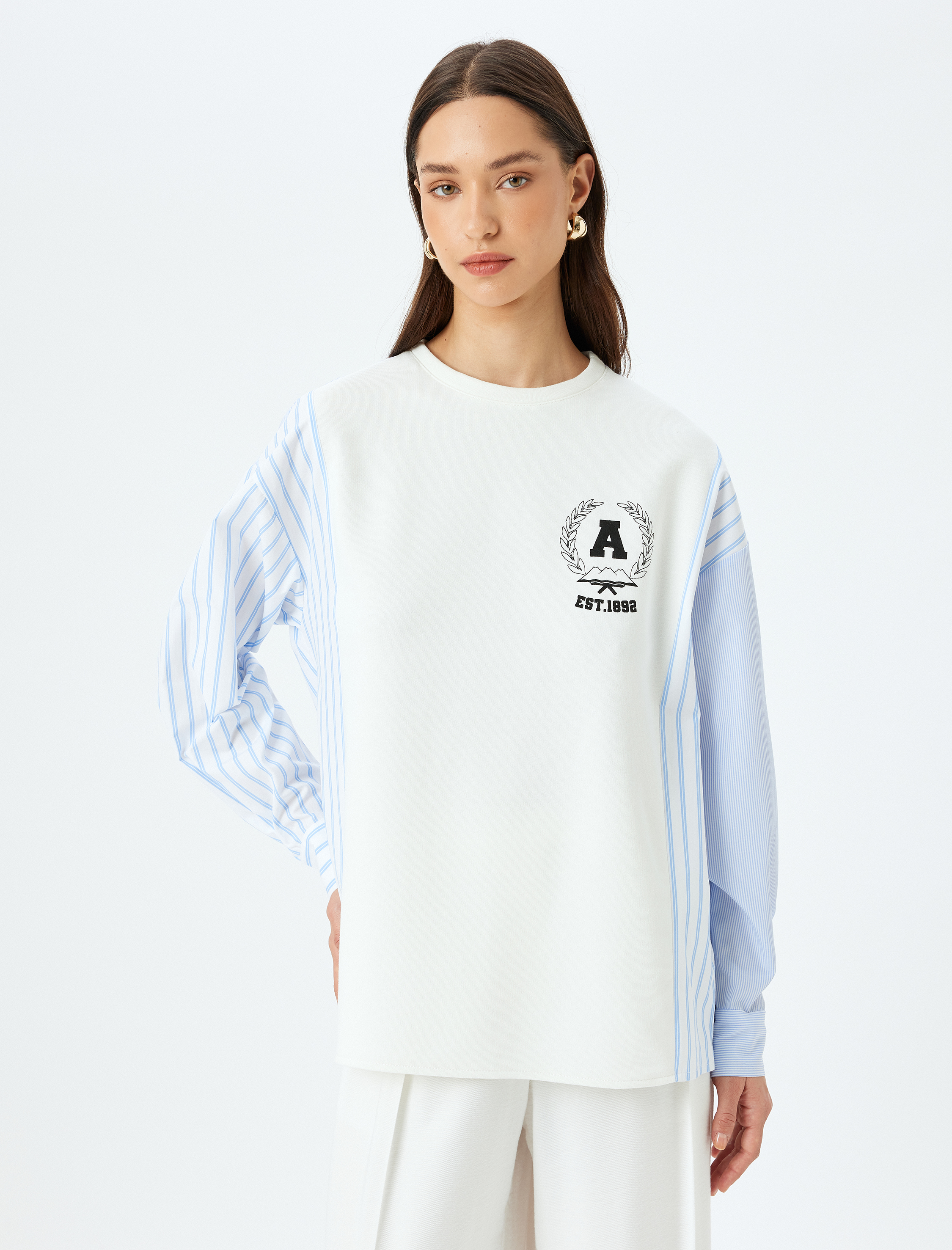   İki farklı Kumaş Kullanımlı Uzun Kollu Bisiklet Yaka Çizgili Sweatshirt