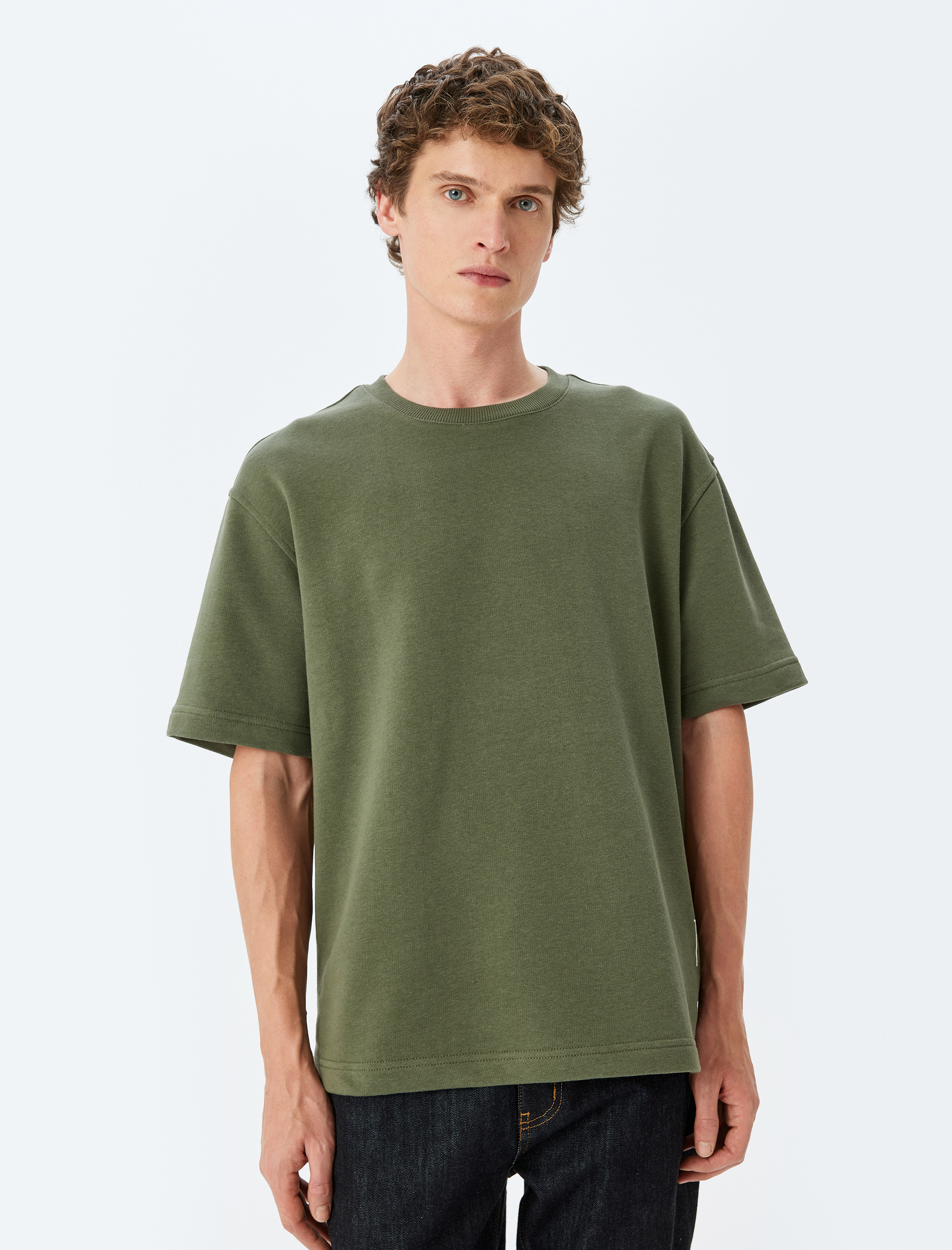   Bisiklet Yaka Kısa Kollu Tok Kumaş Pamuk Karışımlı Slogan Baskılı Oversize Tişört