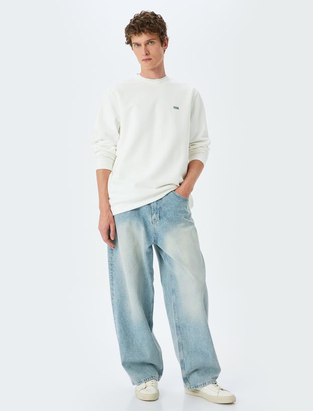 Bisiklet Yaka Basic Pamuk Karışımlı Minimal Baskılı Sweatshirt_0