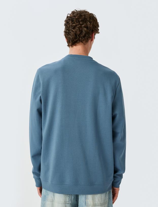 Bisiklet Yaka Basic Pamuk Karışımlı Minimal Baskılı Sweatshirt_3