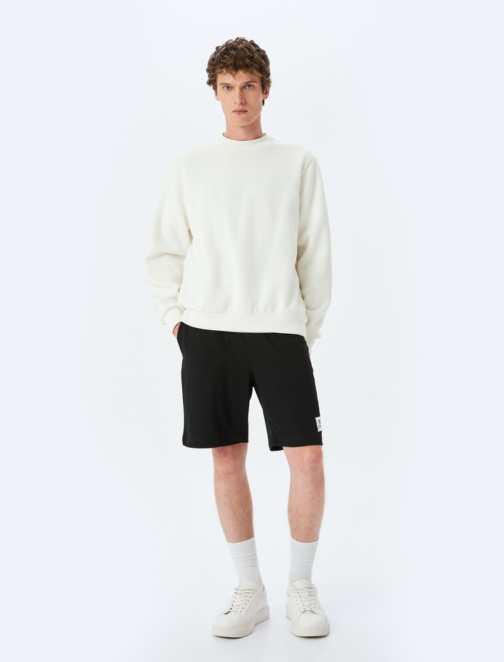  Beli Bağcıklı Etiket Detaylı Cepli Pamuklu Bermuda Şort