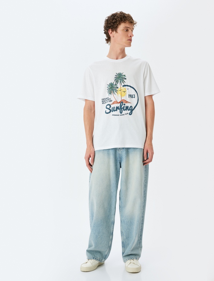  Kısa Kollu Pamuklu Regular Fit Bisiklet Yaka Baskılı Tişört