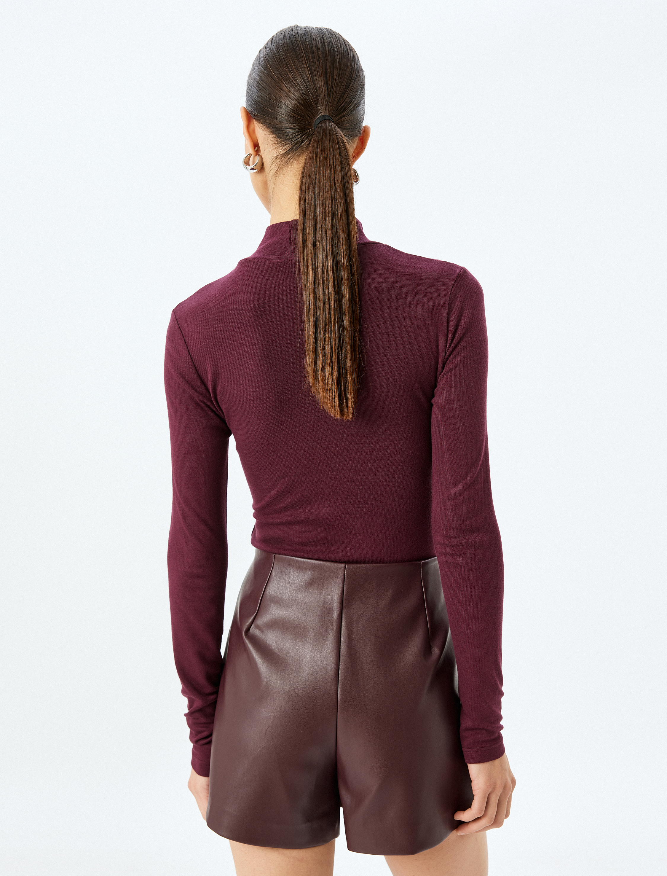 Slim Fit Alttan Çıt Çıt Düğme Kapamalı Dik Yaka Viskon Uzun Kollu Bodysuit