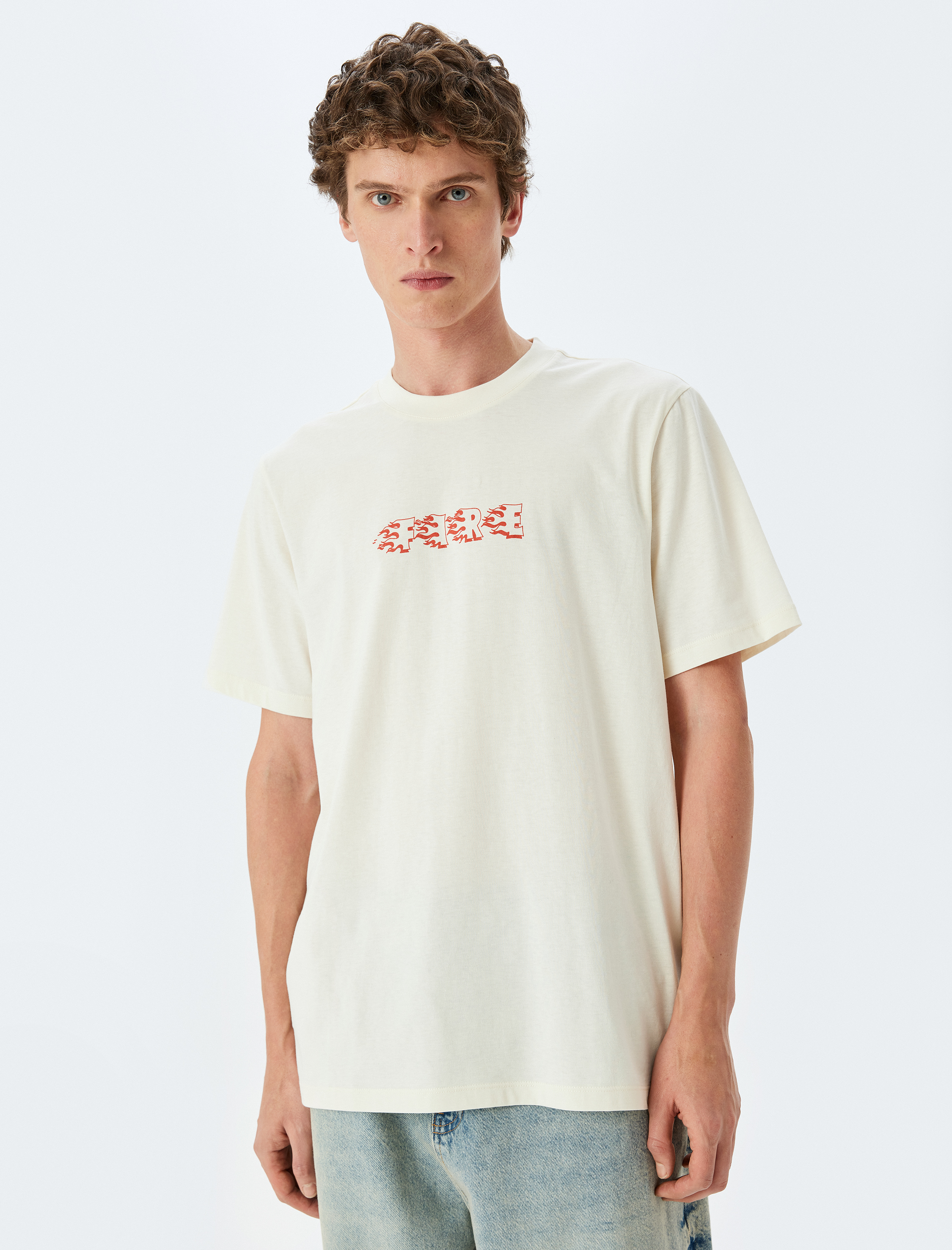   Bisiklet Yaka Pamuklu Regular Fit Kısa Kollu Baskılı Tişört