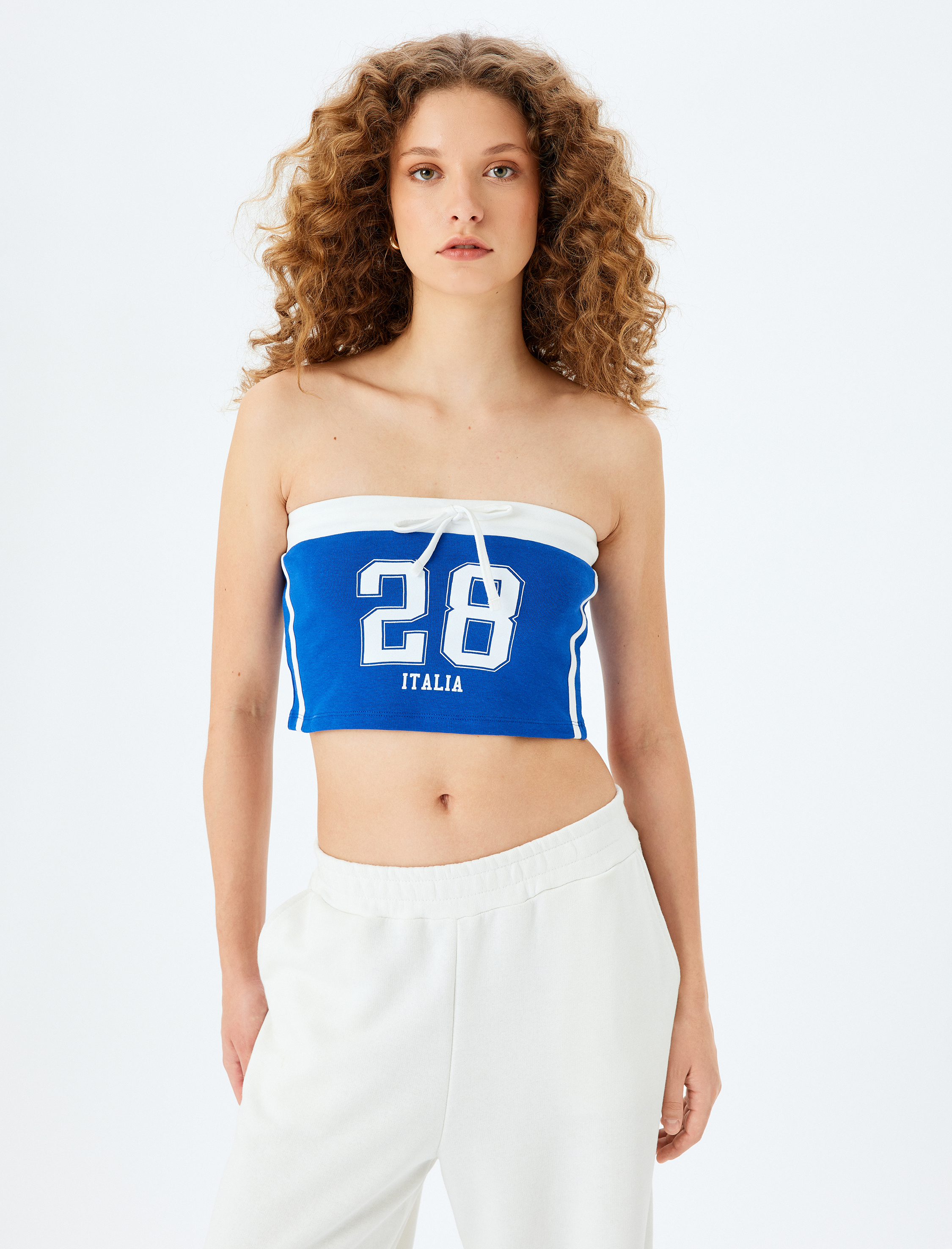   Straplez Yaka Slogan Baskılı Kolsuz Biyeli Crop Atlet