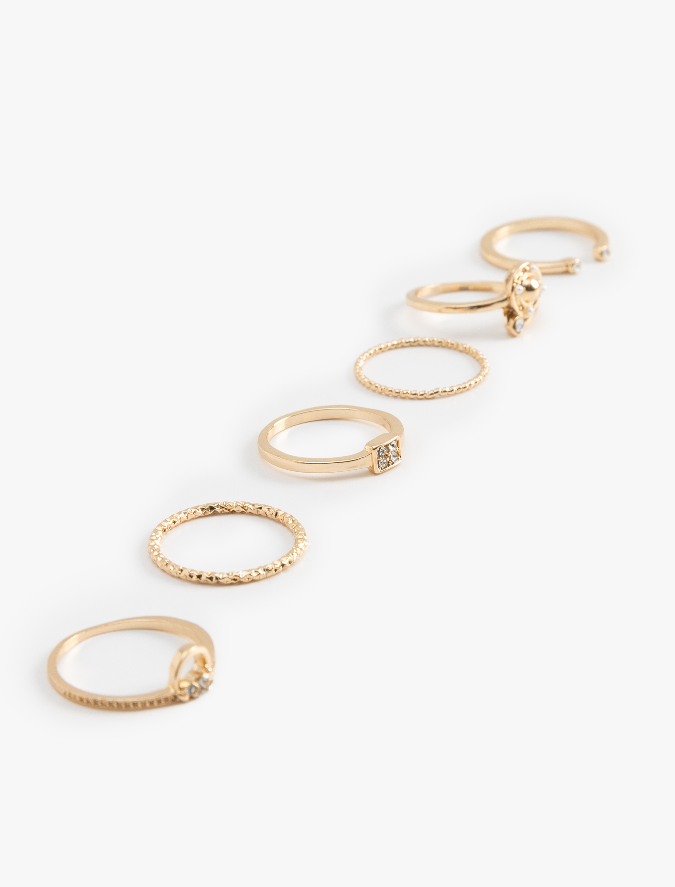  Kadın Taş Detaylı 6'lı Yüzük Seti