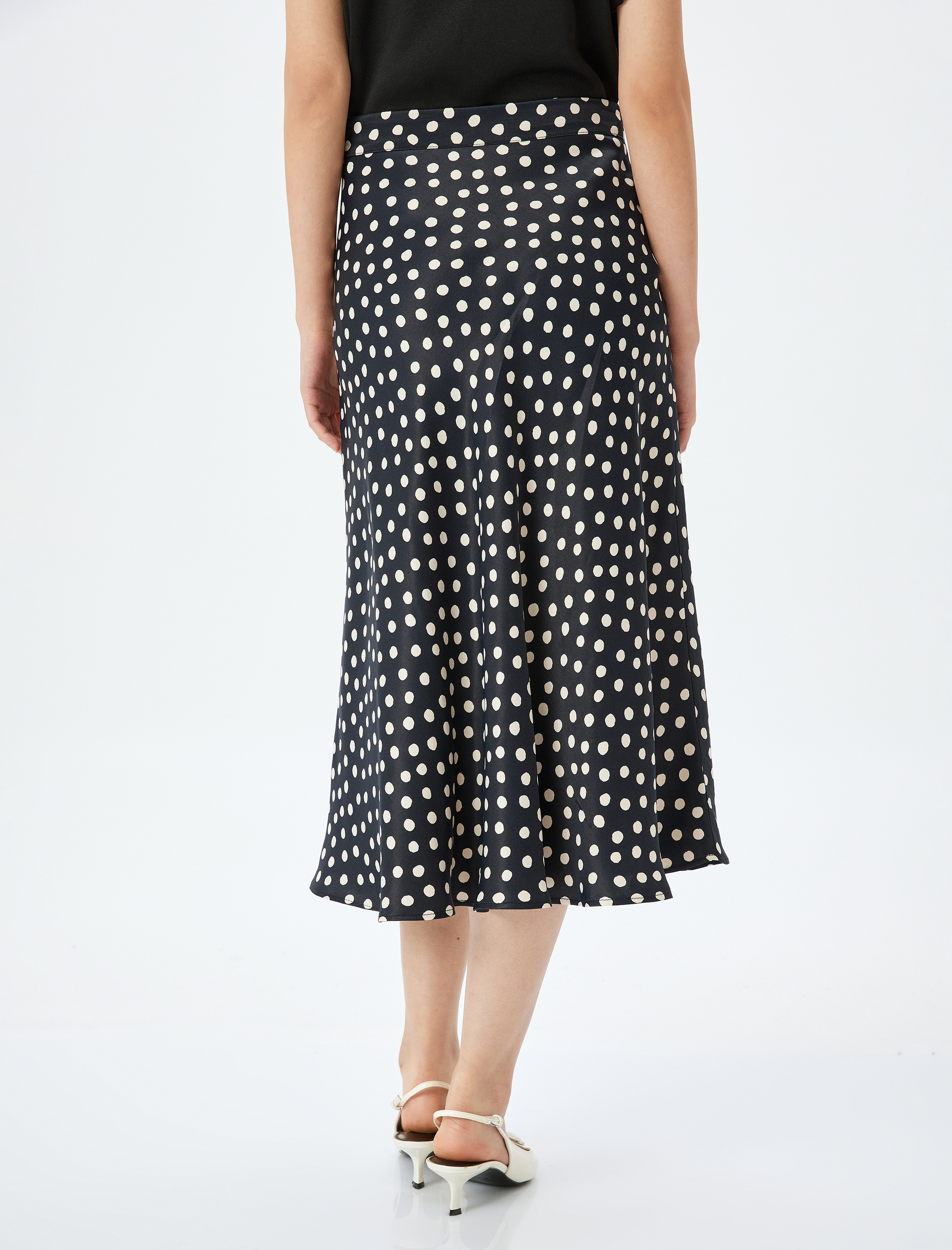   Puantiye Desenli Midi Boy Kloş Viskon Etek