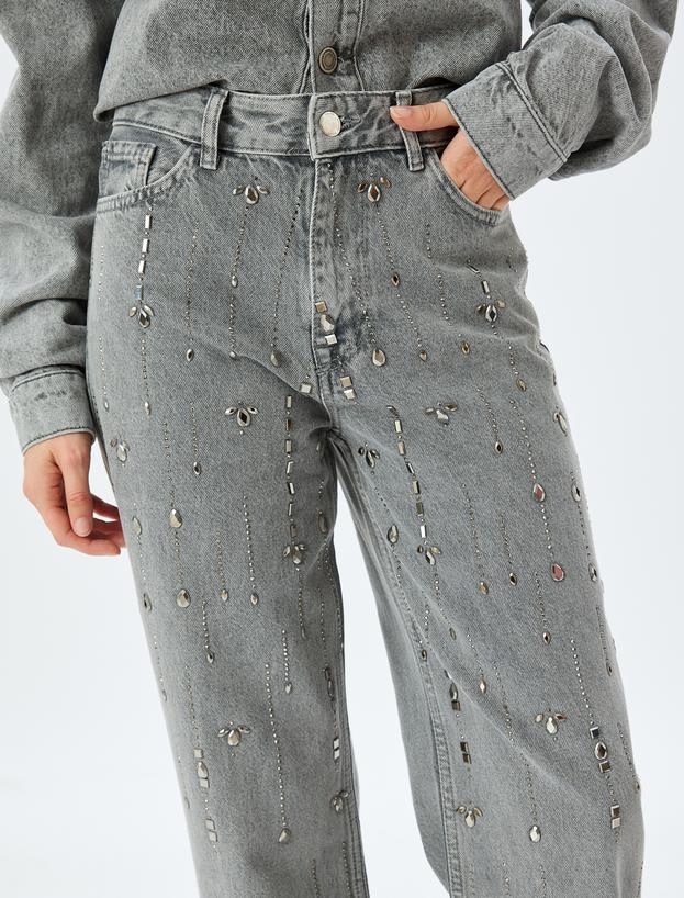 Düz Uzun Paça Normal Bel Cep Detaylı Taşlı Kot Pantolon - Longer Straight Fit Jean_4