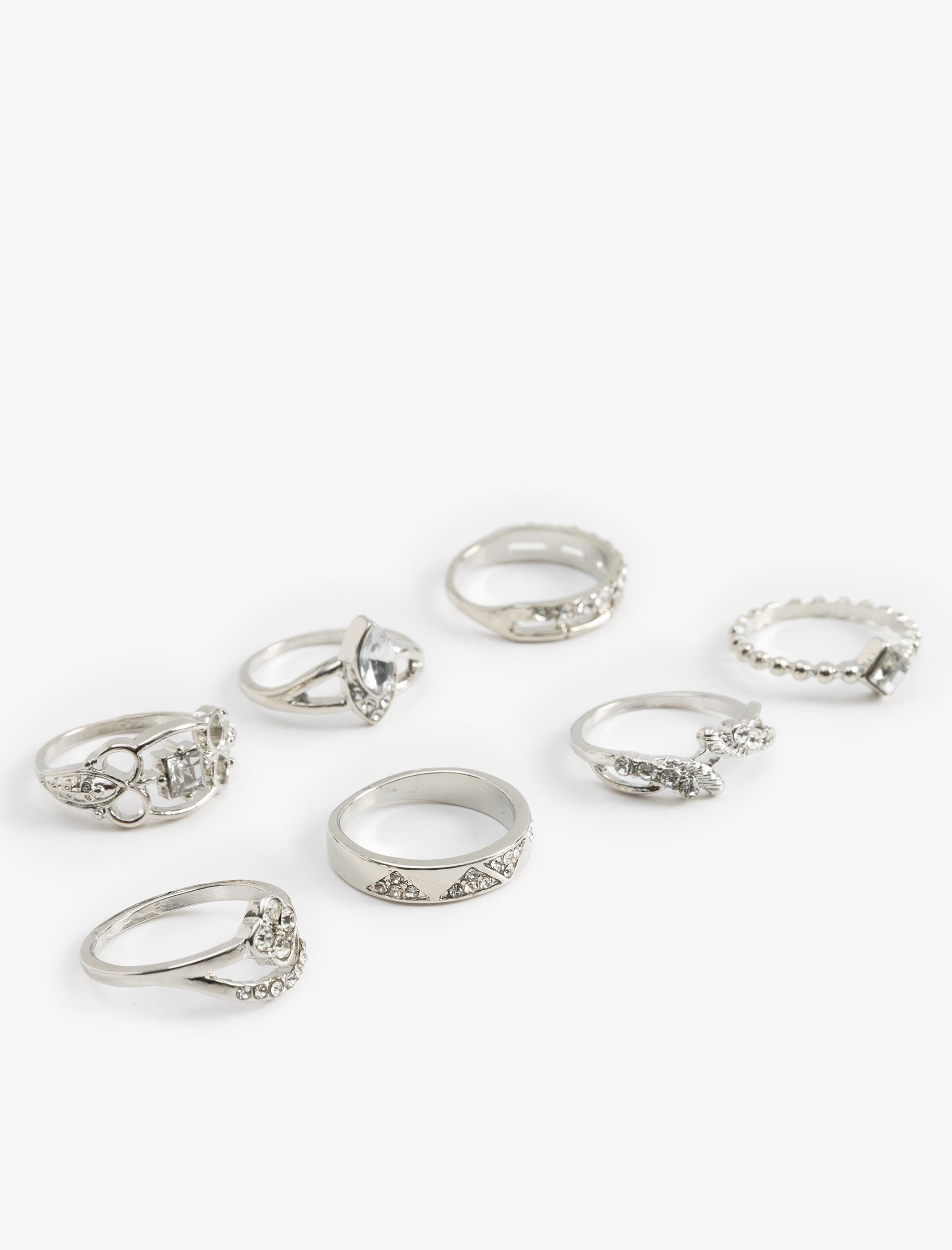  Kadın Vintage Taş Detaylı 7'li Yüzük Seti