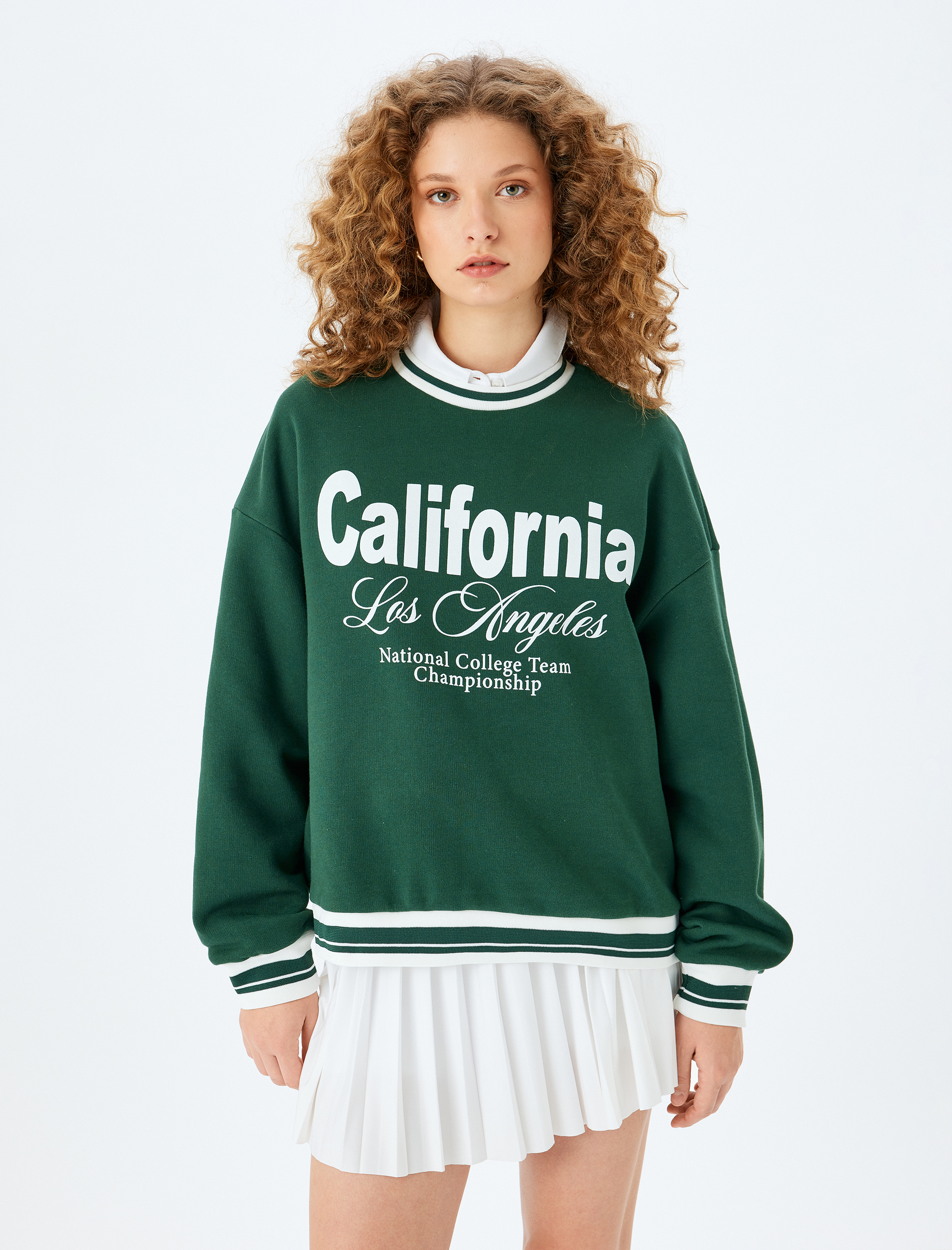   Şardonlu Kolej Baskılı Biyeli Oversize Sweatshirt