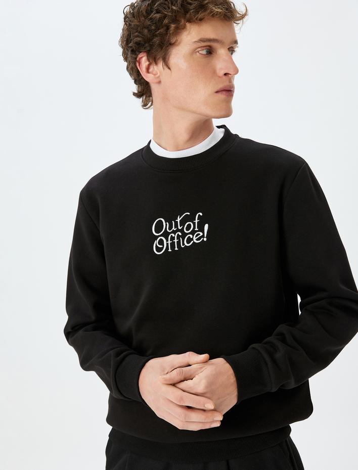  Pamuk Karışımlı Bisiklet Yaka Slogan Baskılı Sweatshirt